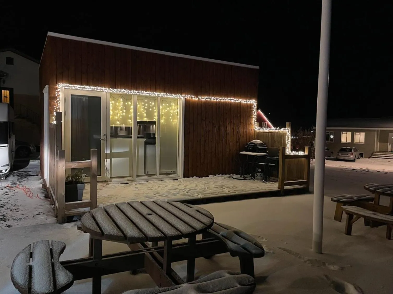 Facade/entrance in Cave apartment