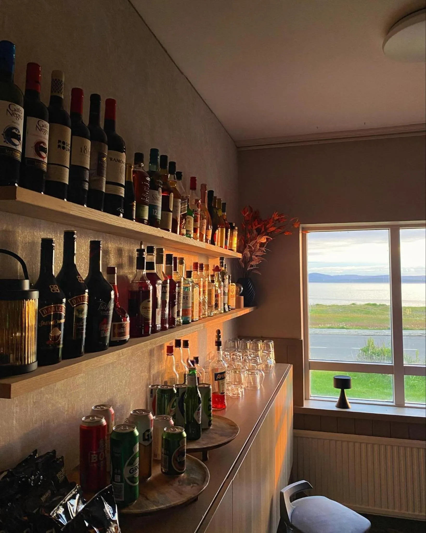 Lounge or bar in Cave apartment