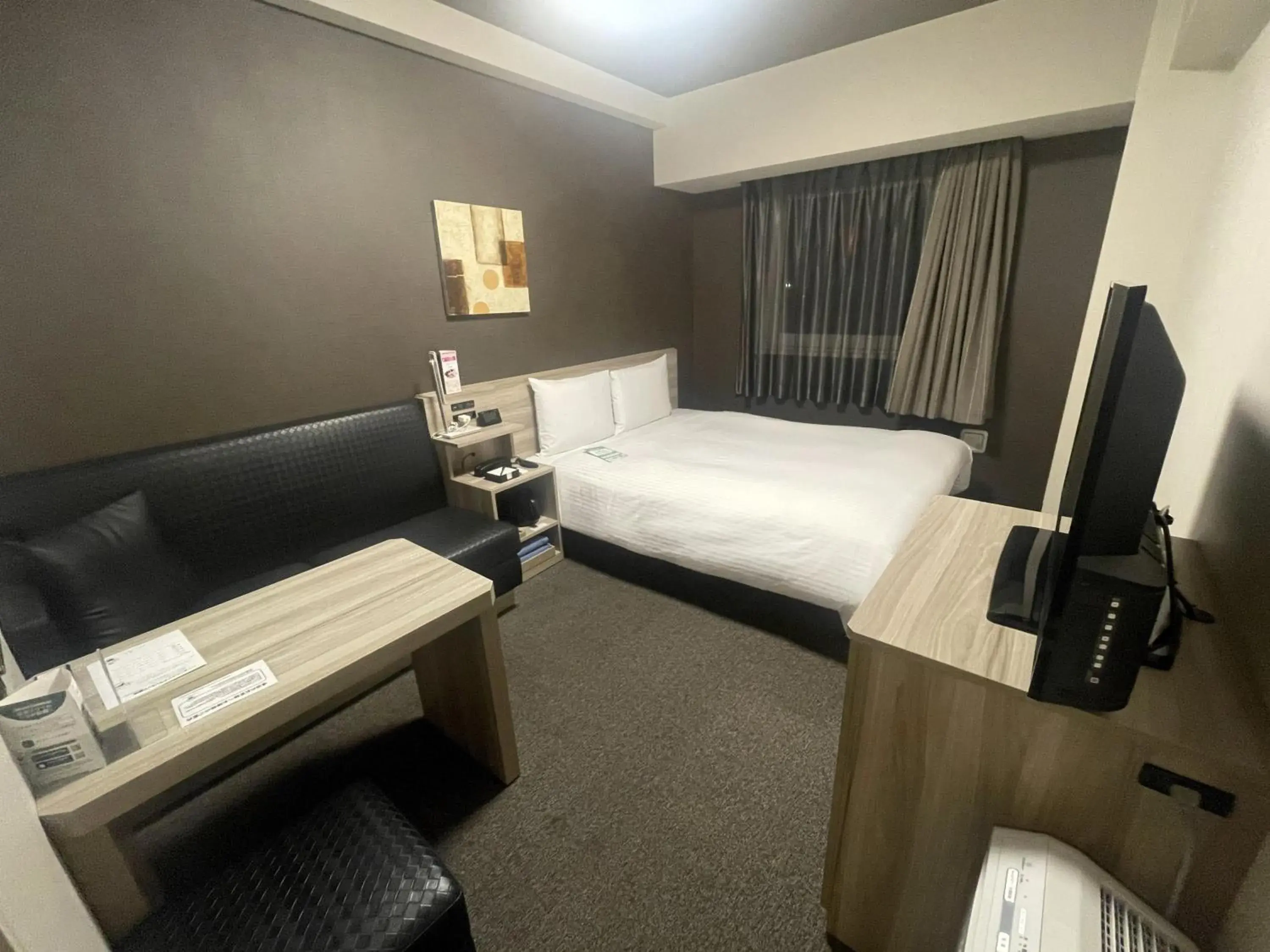 Double Room with Small Double Bed - Non-Smoking - With Smoking Area on the Floor in Route Inn Grantia Tokai Spa&Relaxation Double Room with Small Double Bed - Non-Smoking - With Smoking Area on the Floor in Route Inn Grantia Tokai Spa&Relaxation