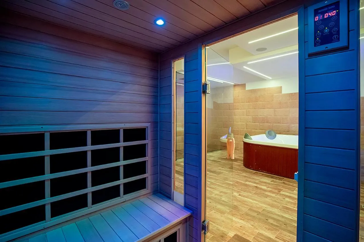 Sauna in Sundeck Hotel