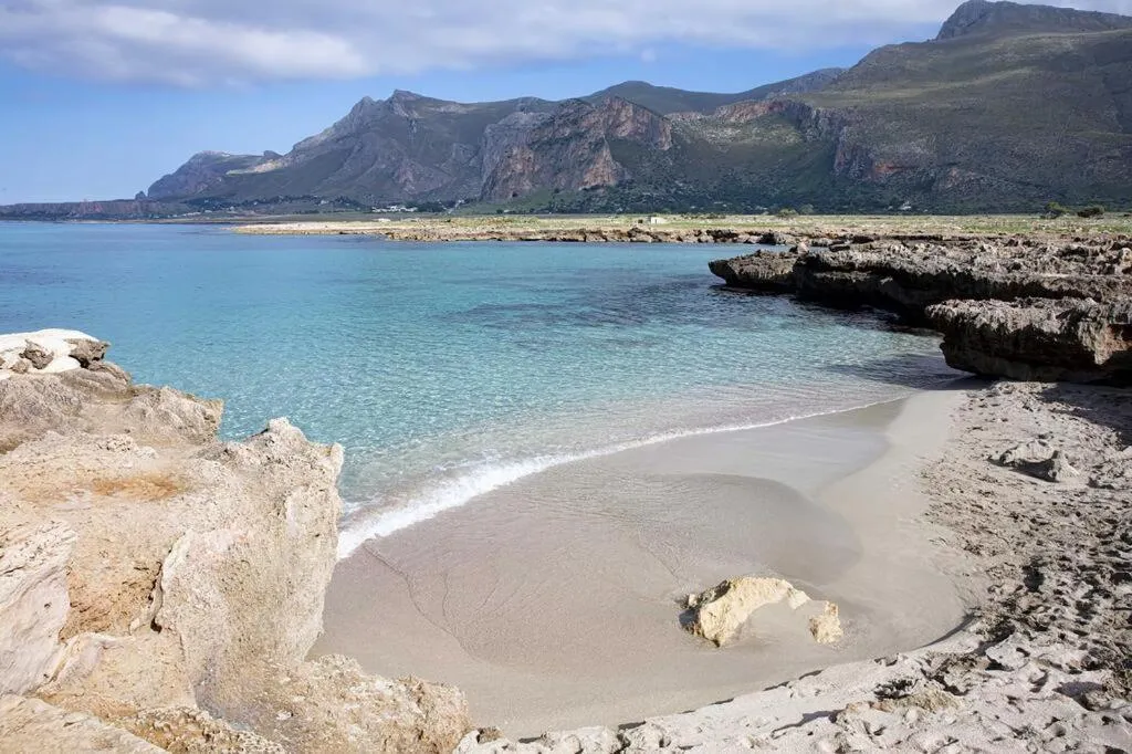 Beach in Sundeck Hotel