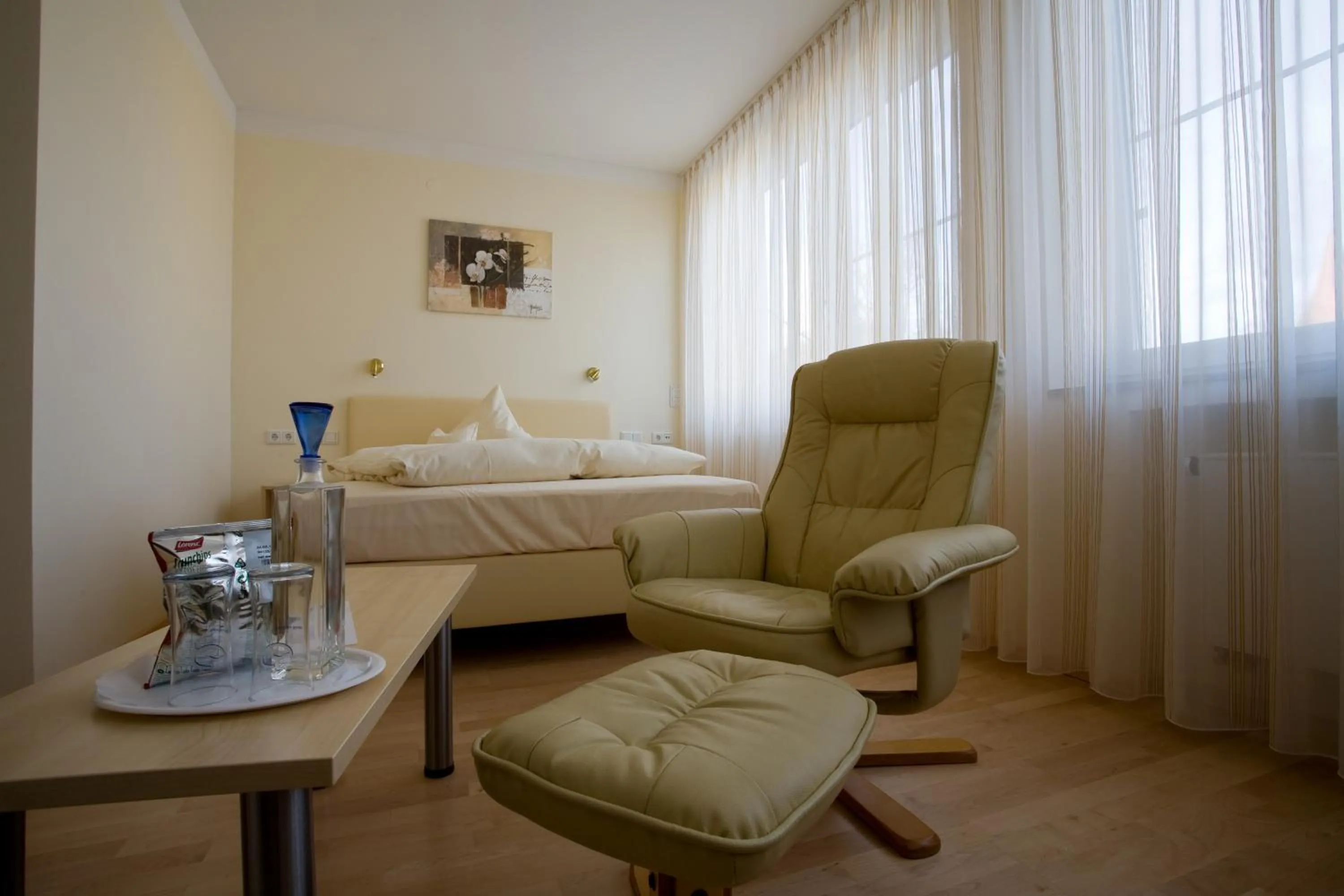 Photo of the whole room in Engelhard Das Landhotel Garni