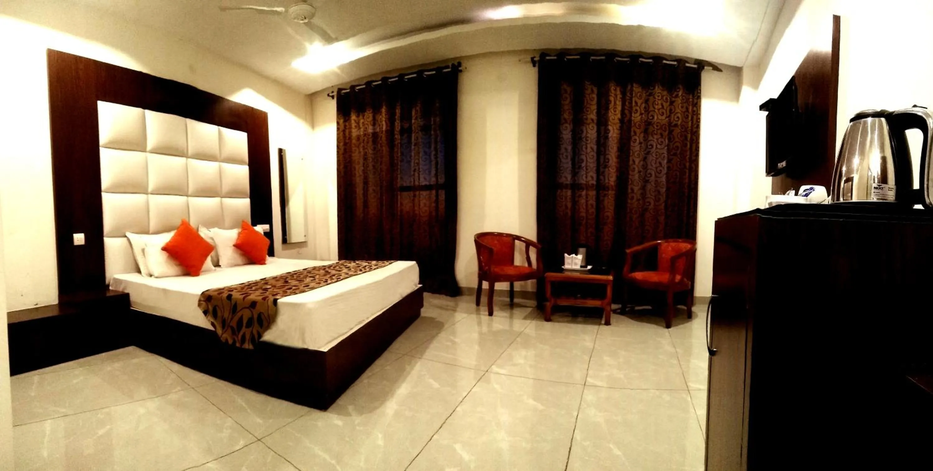 Coffee/tea facilities, Bed in Hotel Vatika - the riverside resort