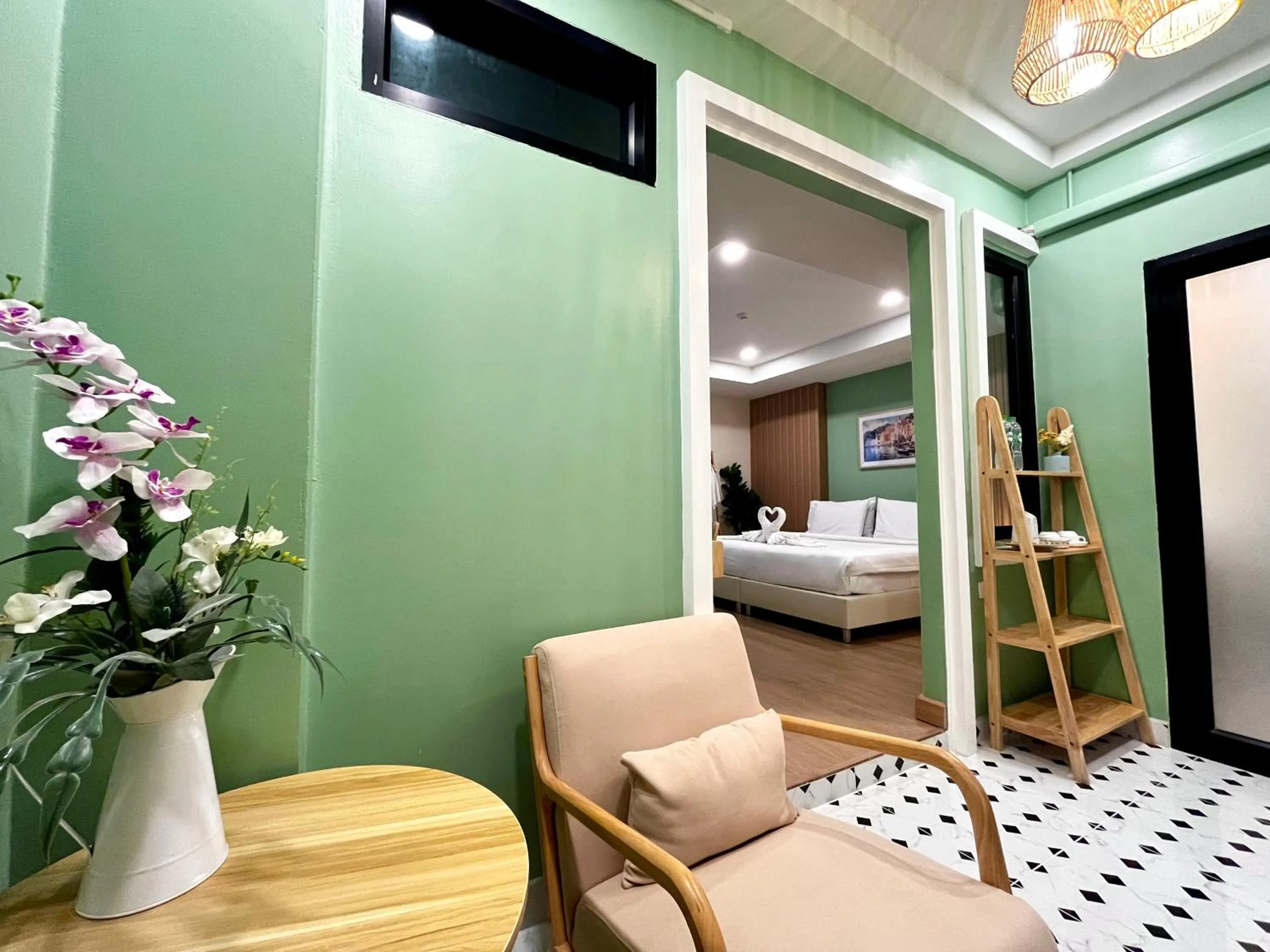 Coffee/tea facilities, Bed in USABAI Riverside Boutique Hotel