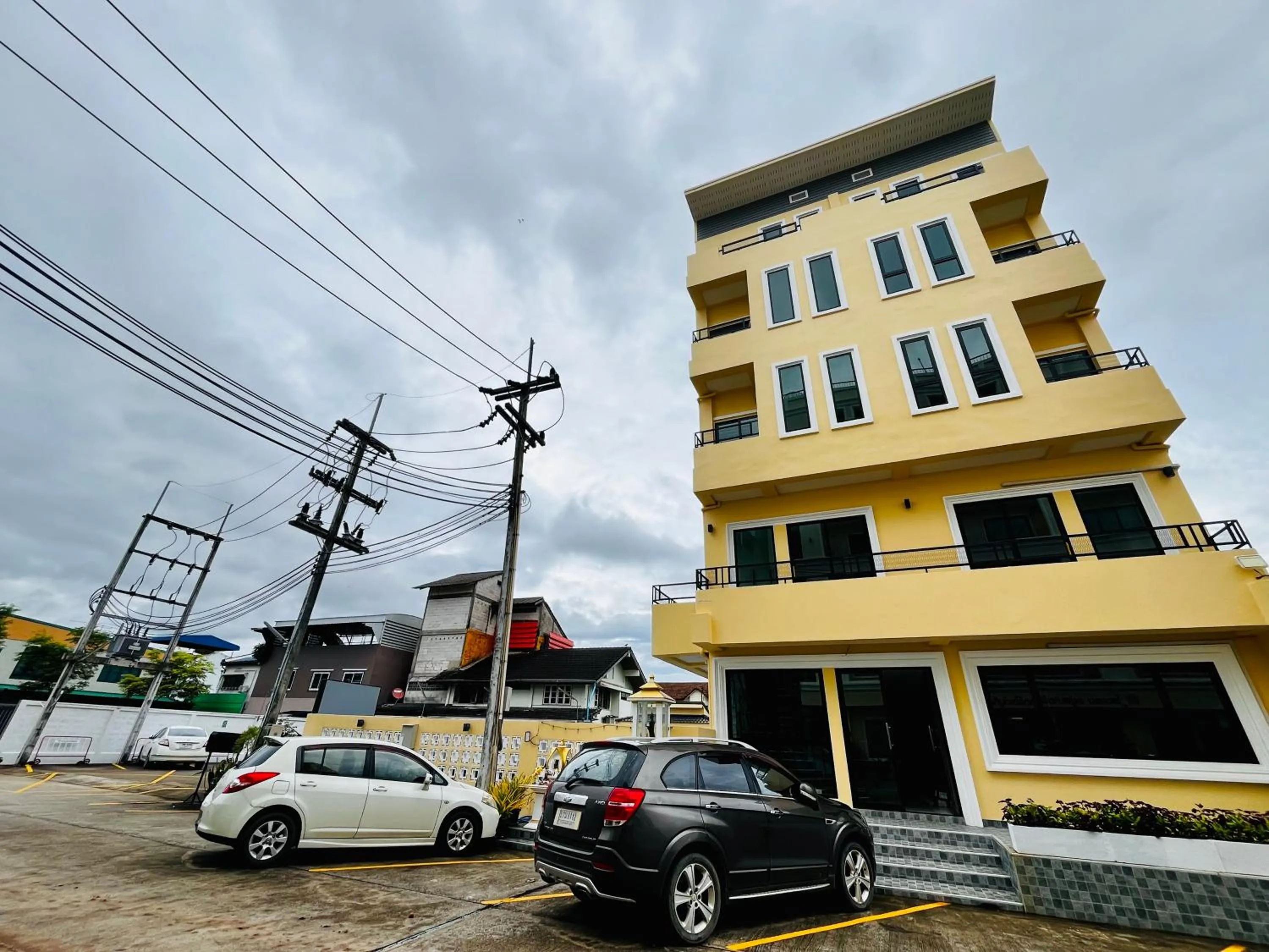 Parking in USABAI Riverside Boutique Hotel