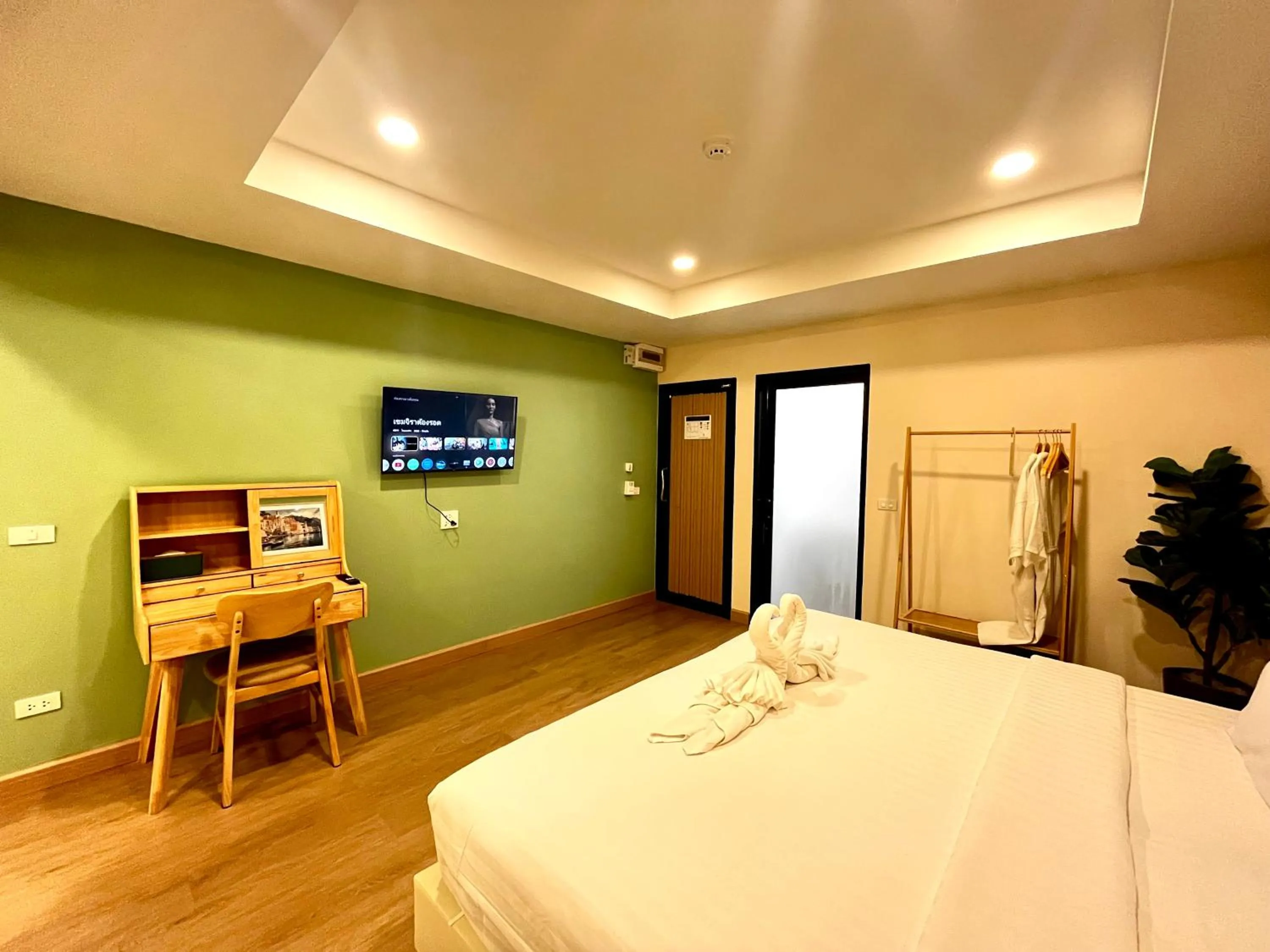 Seating area, Bed in USABAI Riverside Boutique Hotel