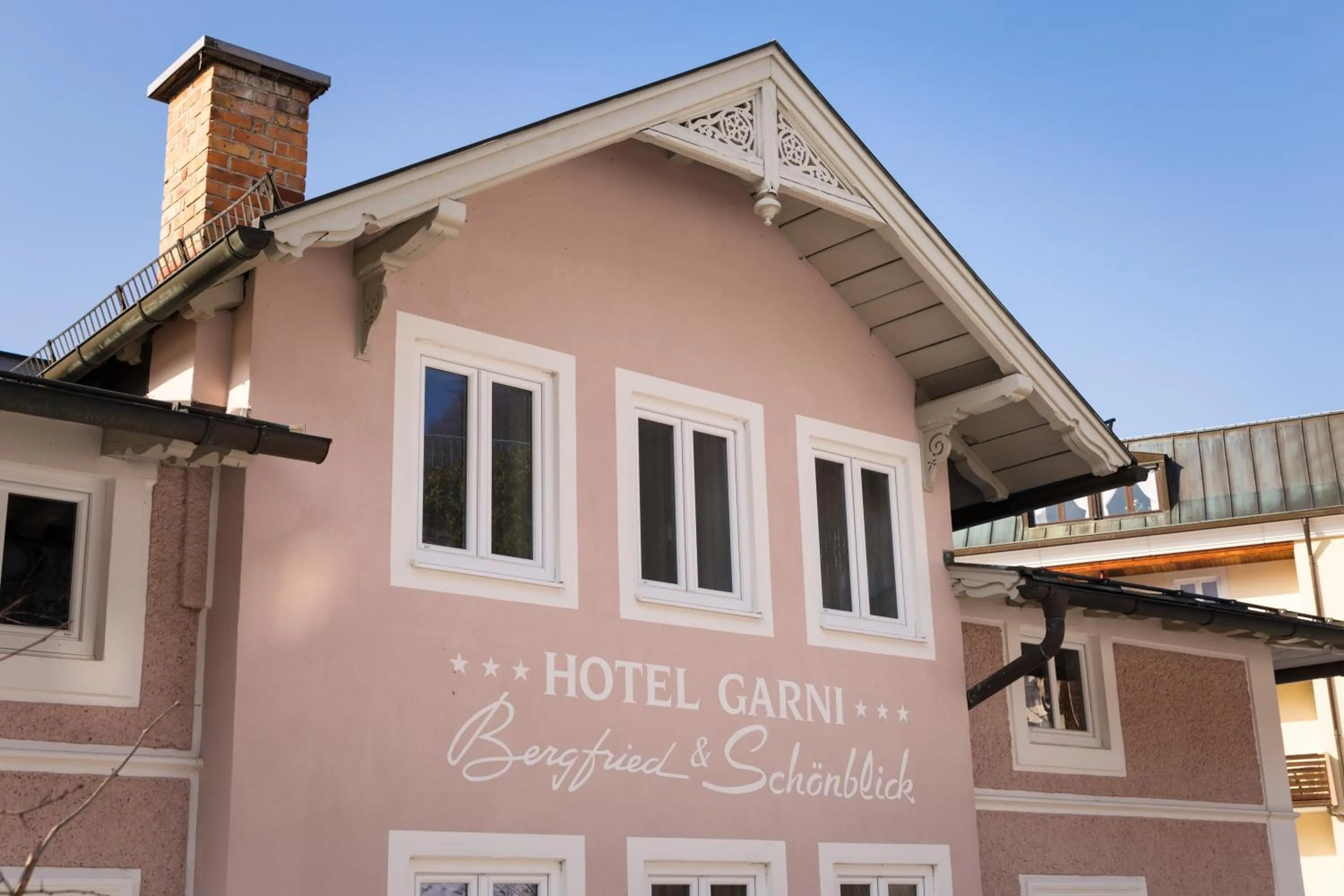 Property building in Hotel Bergfried & Schönblick