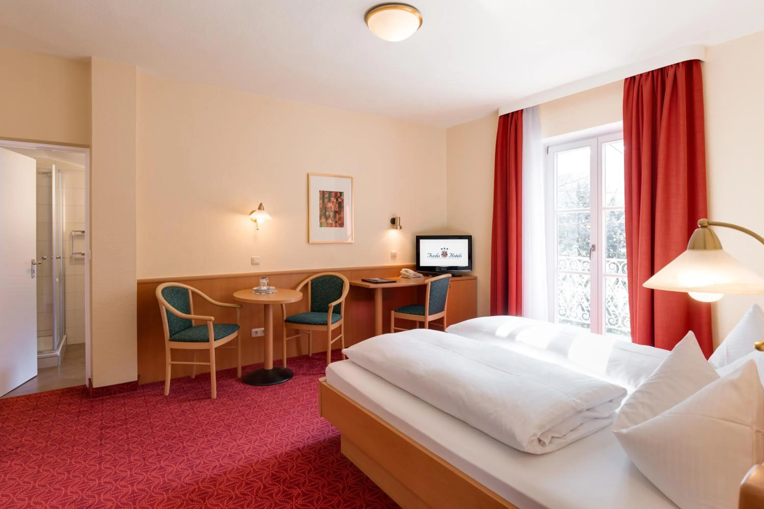 Photo of the whole room, Bed in Hotel Bergfried & Schönblick