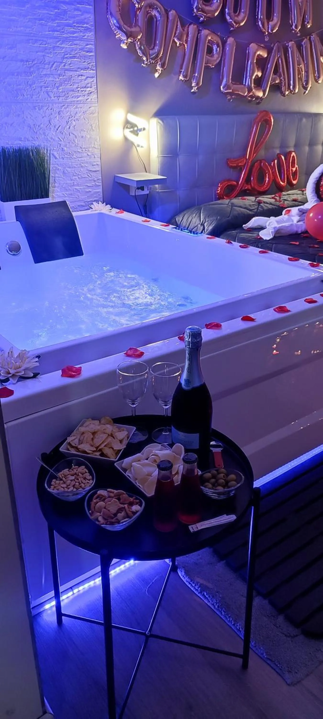 Hot Tub in Etnea Gioeni House Suite