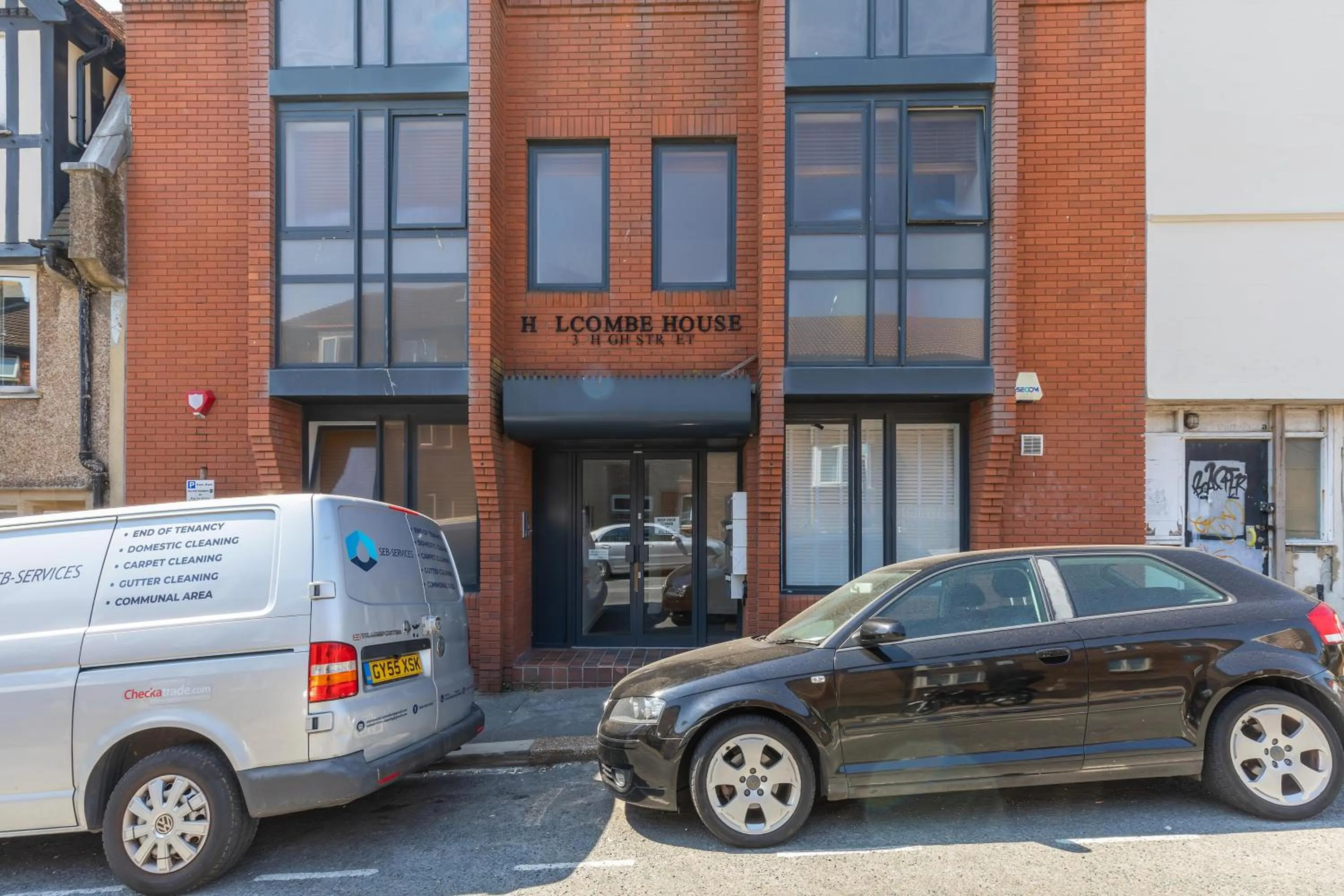 Property building in Urban Heights - By My Getaways