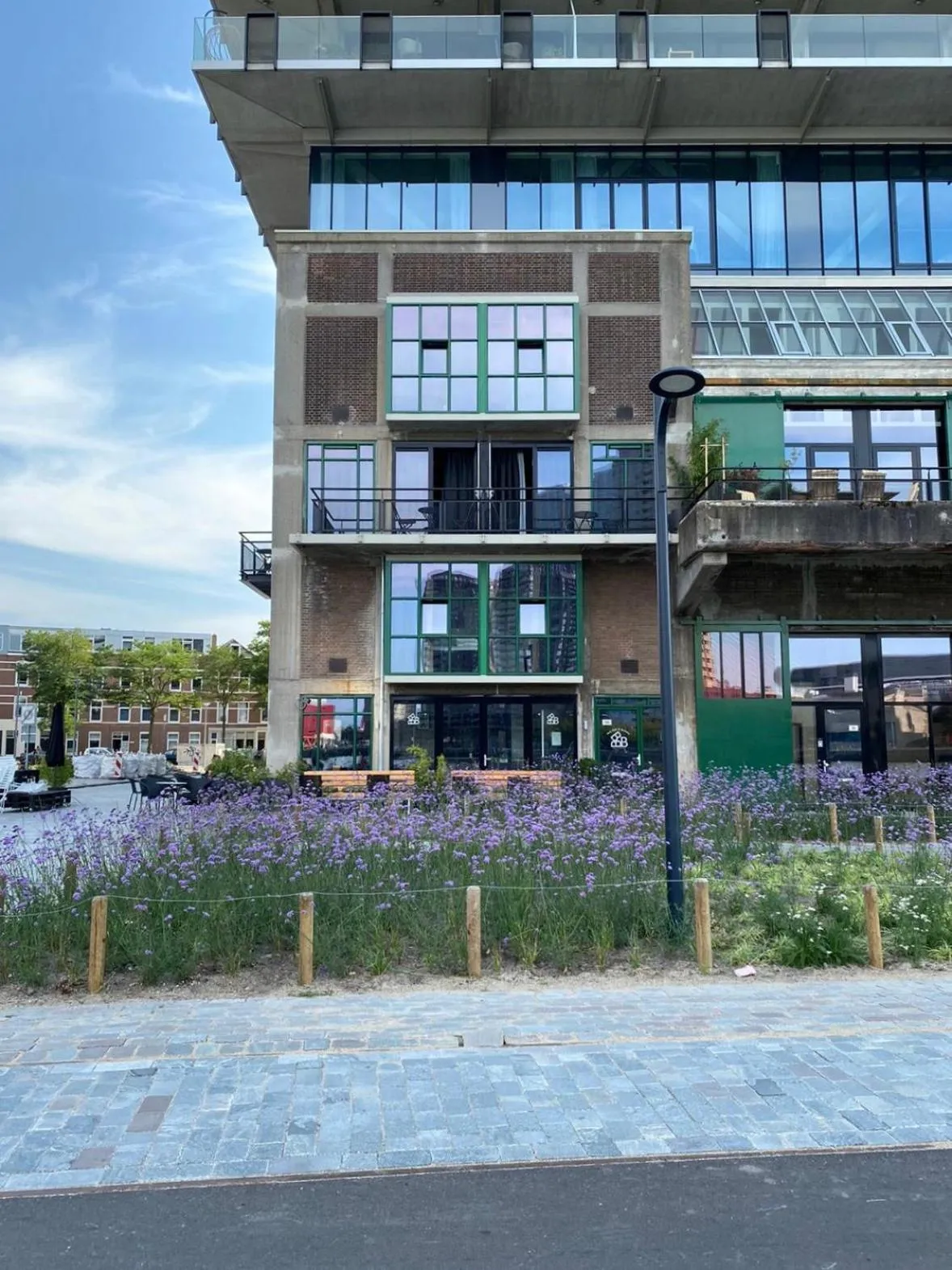 Property building in Bed, Bites & Business Hotel Rotterdam