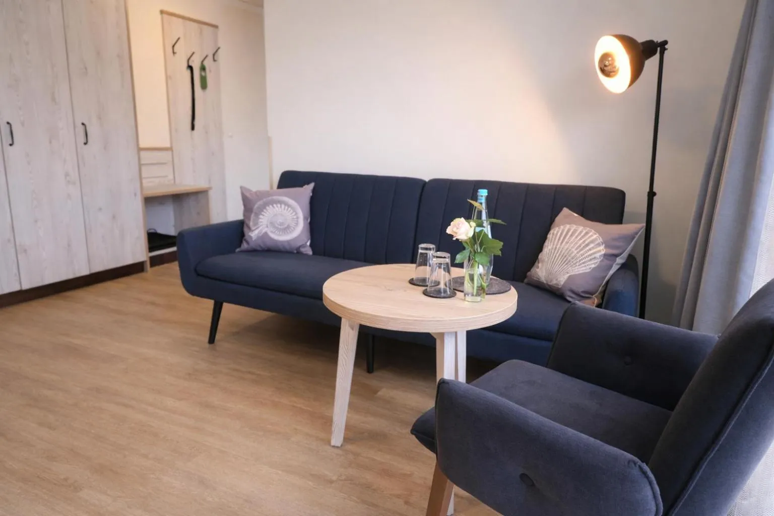 Seating area in Hotel Alter Muschelsaal