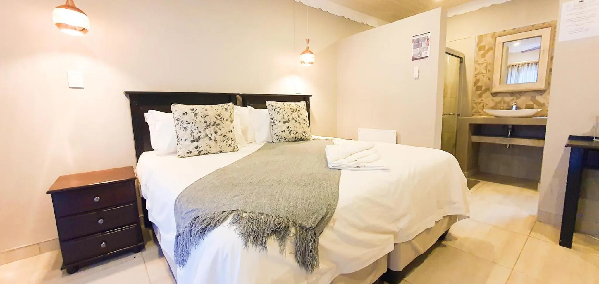 Bed in Le Grant Guesthhouse