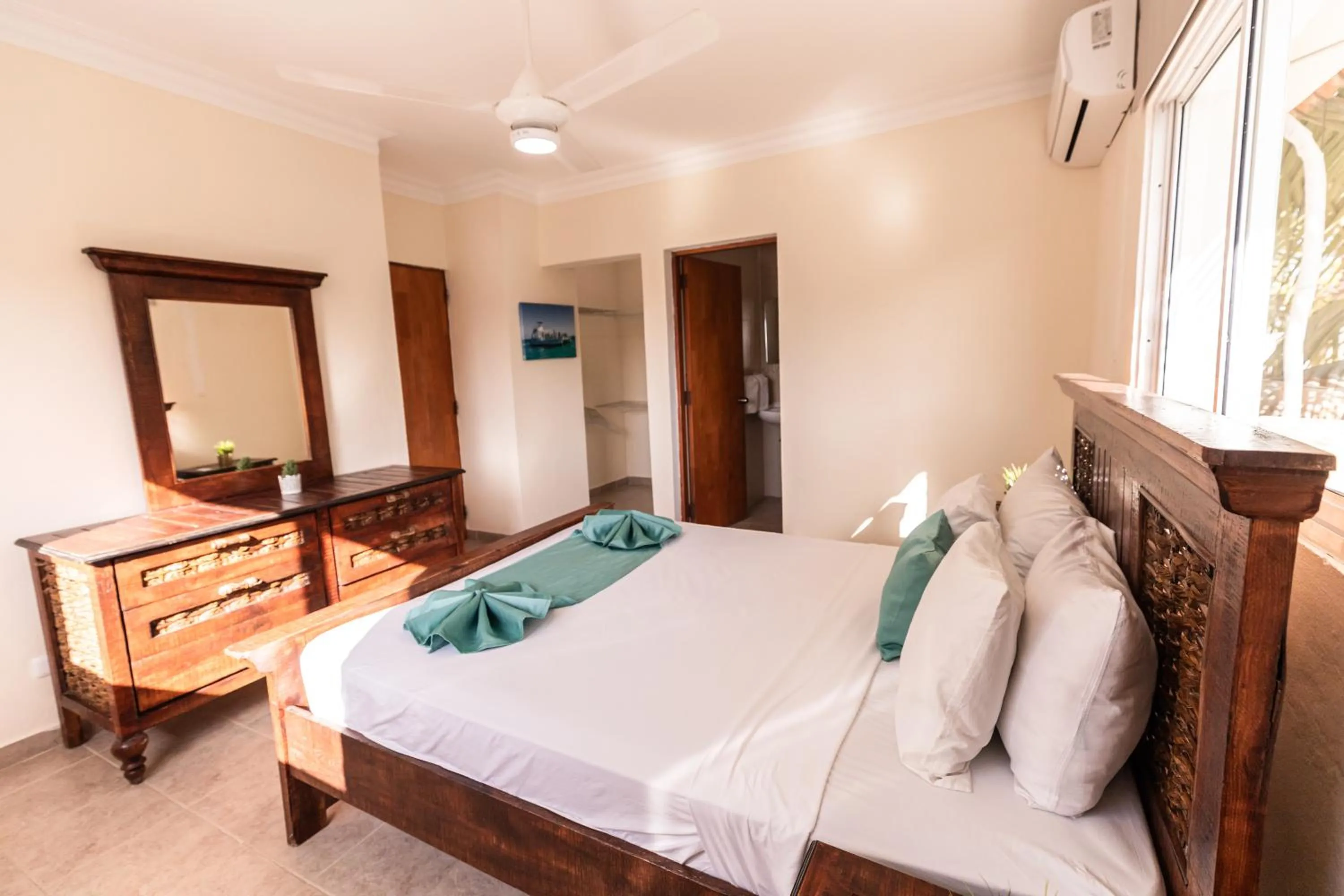 Photo of the whole room, Bed in Hotel Las Rosas de Punta Cana