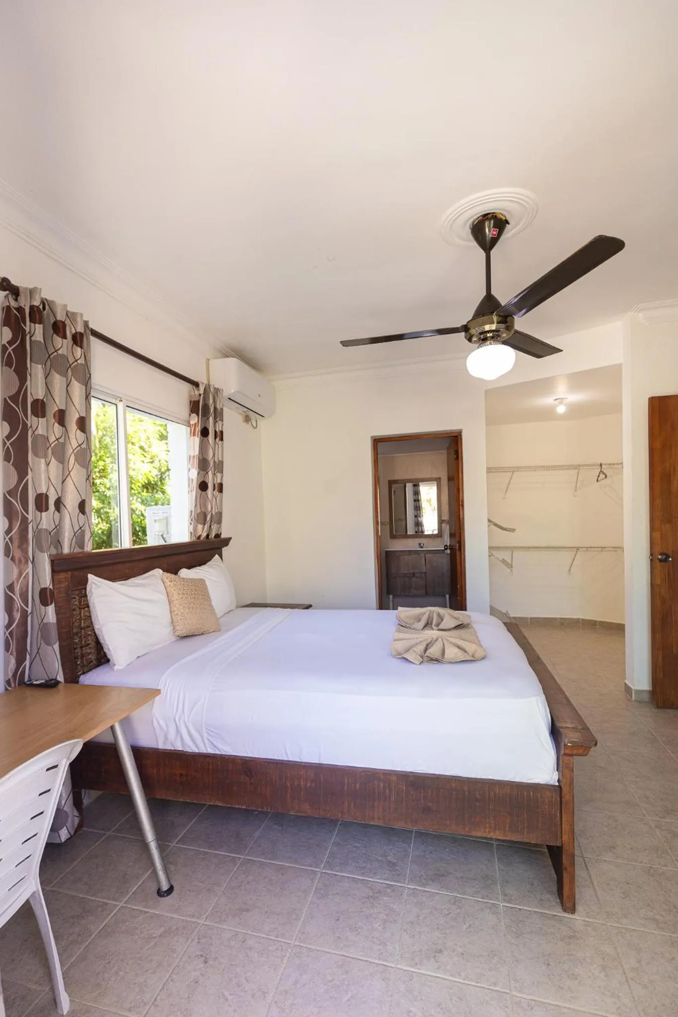 Photo of the whole room, Bed in Hotel Las Rosas de Punta Cana