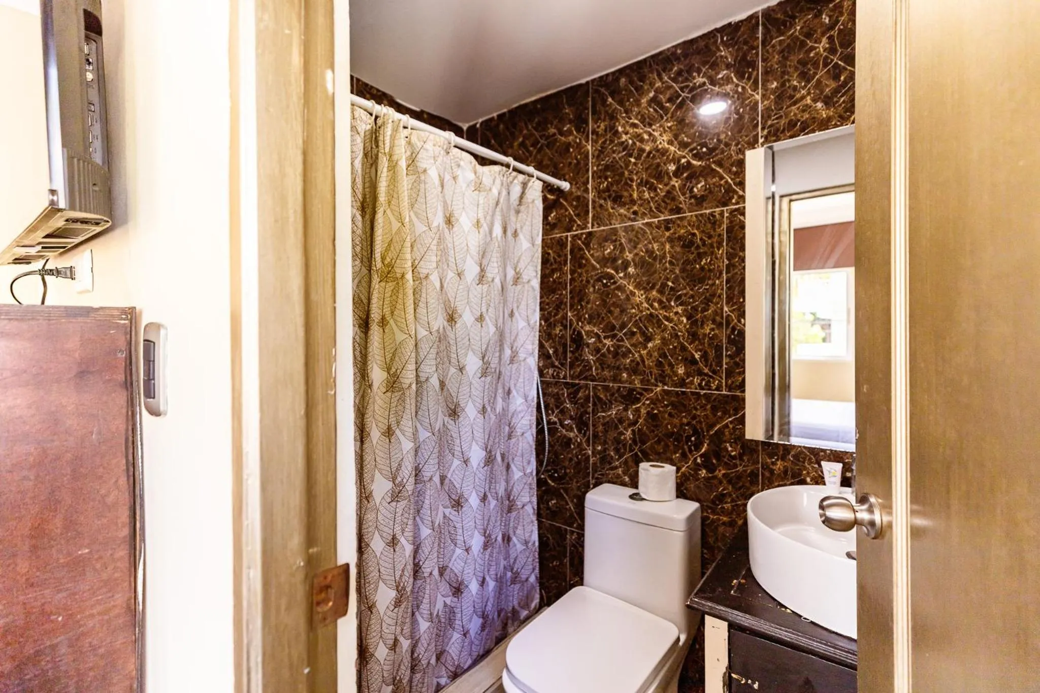 Shower in Hotel Las Rosas de Punta Cana