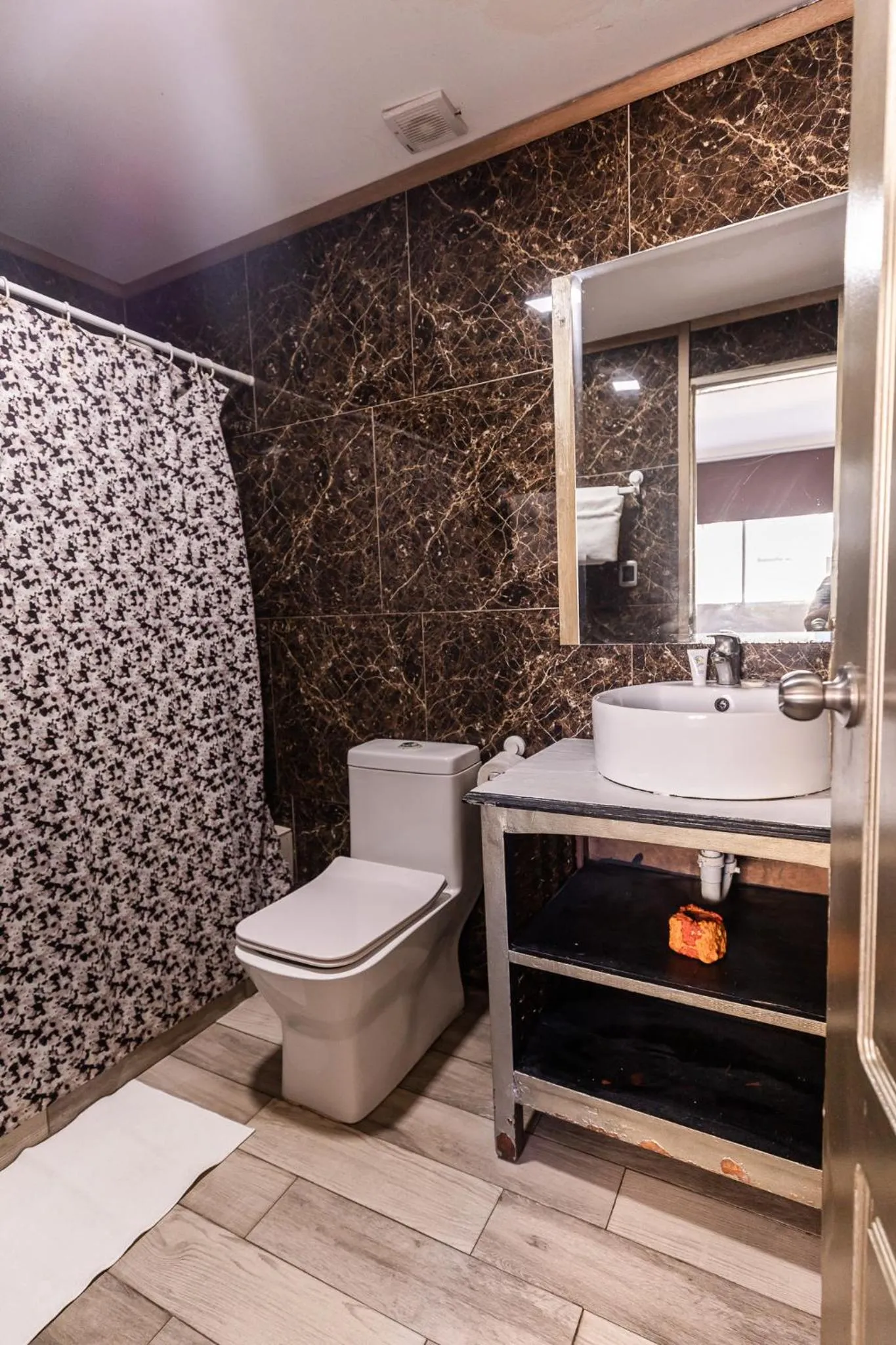 Toilet in Hotel Las Rosas de Punta Cana