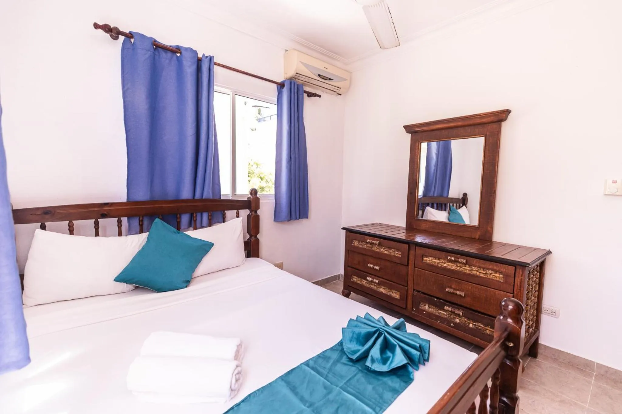 fireplace, Bed in Hotel Las Rosas de Punta Cana