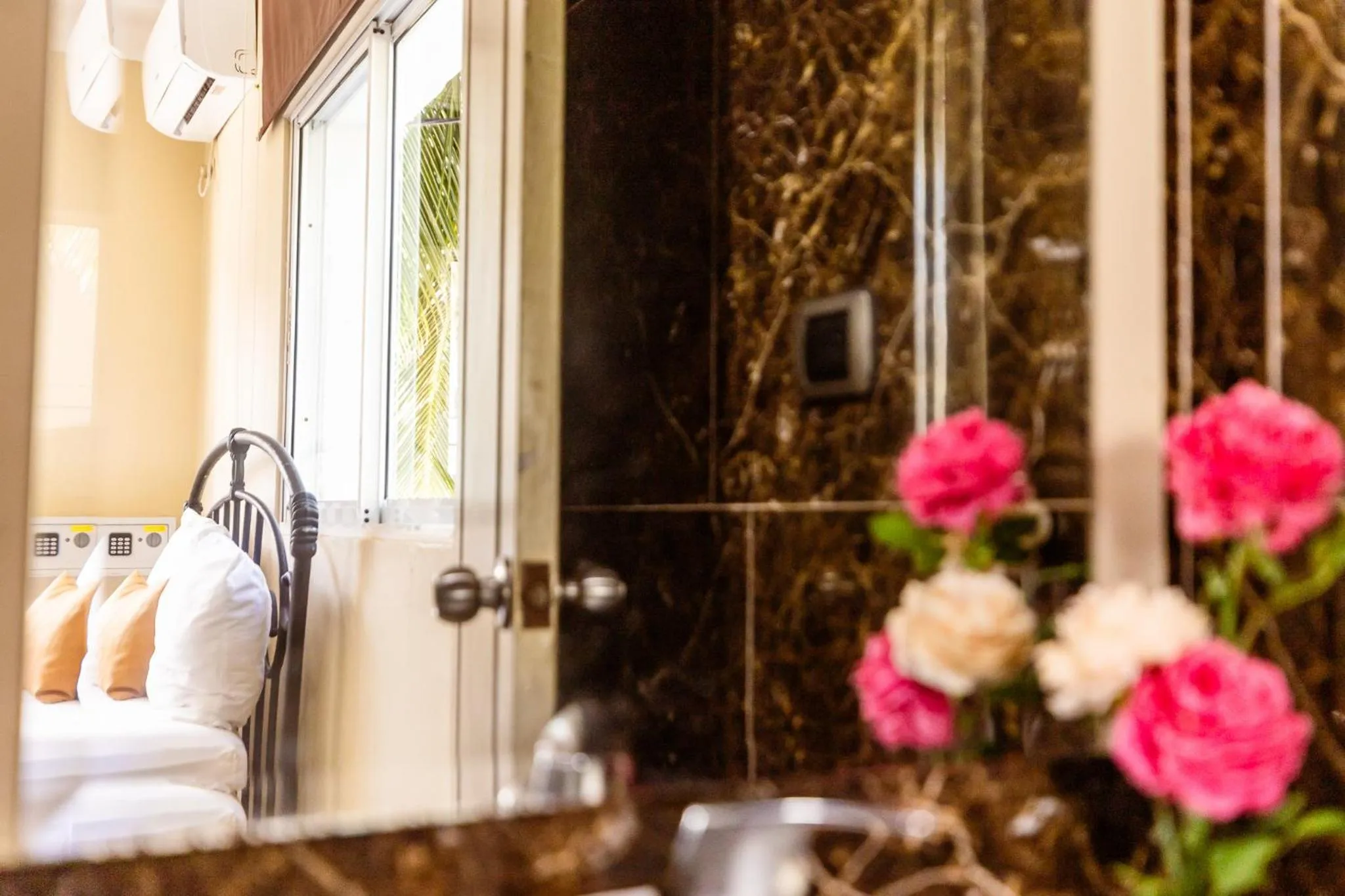 Bathroom in Hotel Las Rosas de Punta Cana