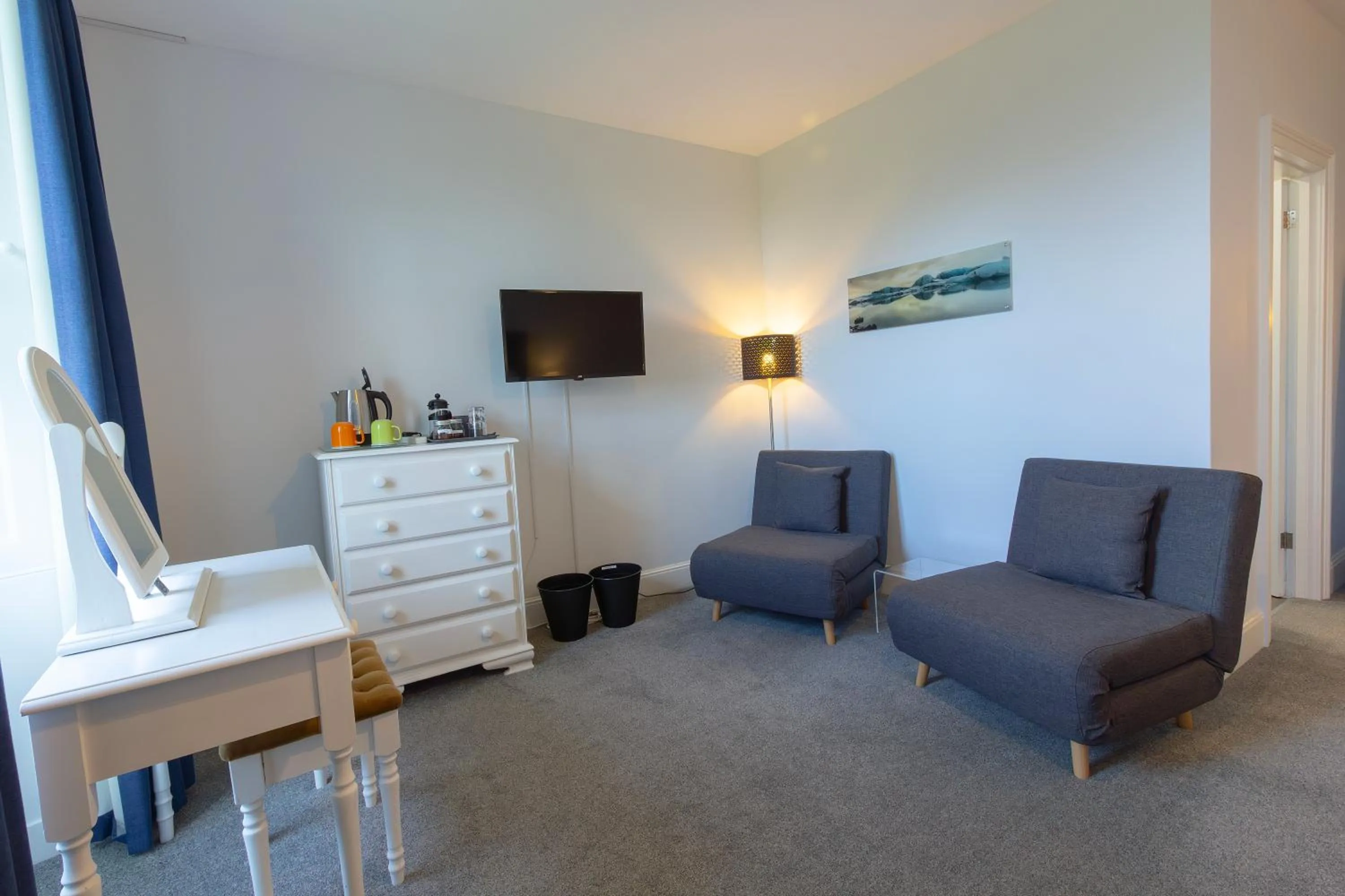 Cosy Wolf Bed & Breakfast