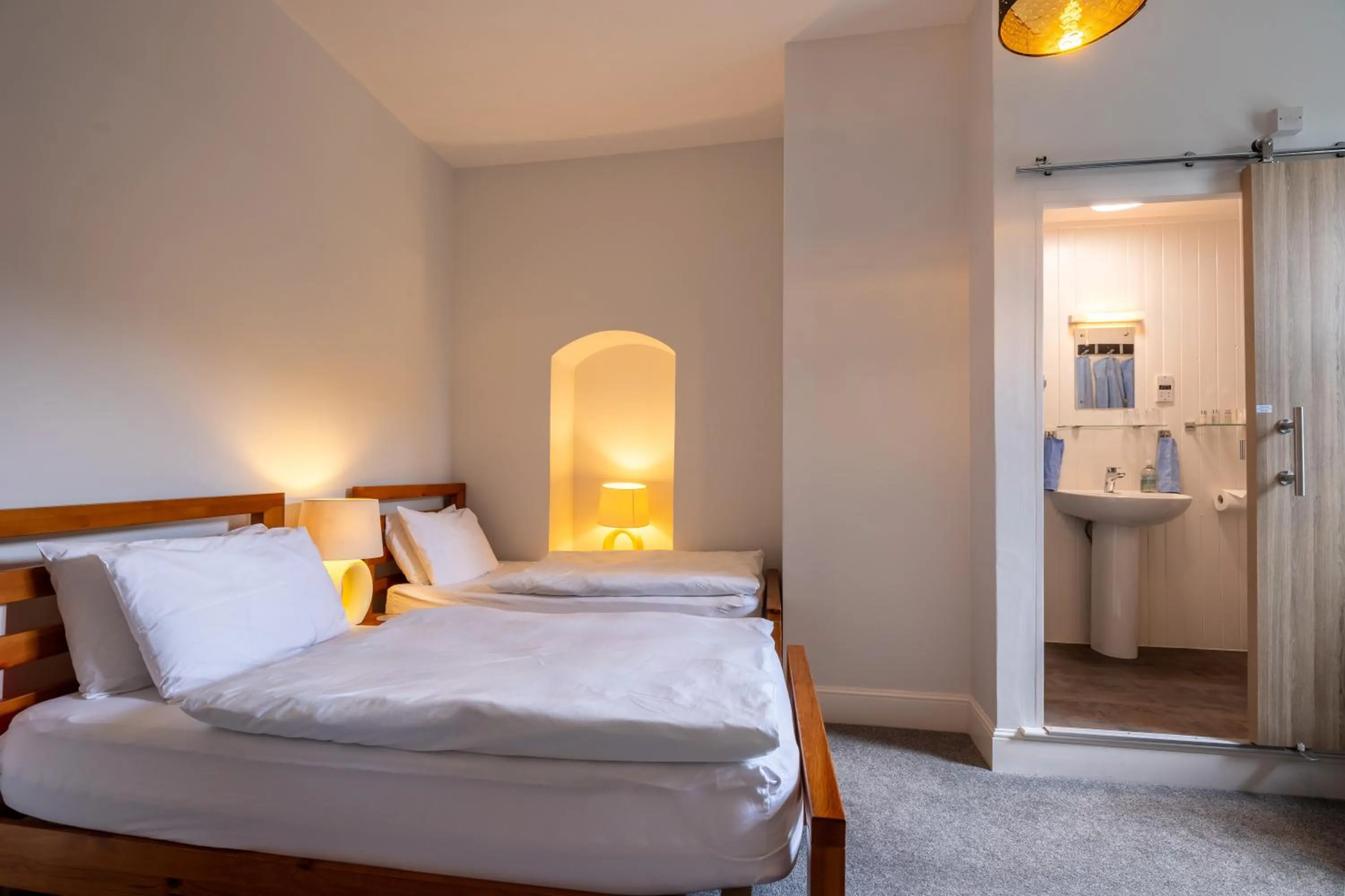 Bed in Cosy Wolf Bed & Breakfast