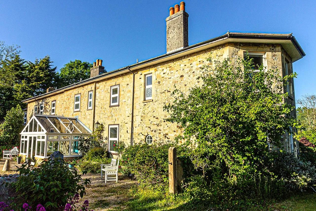 Cosy Wolf Bed & Breakfast