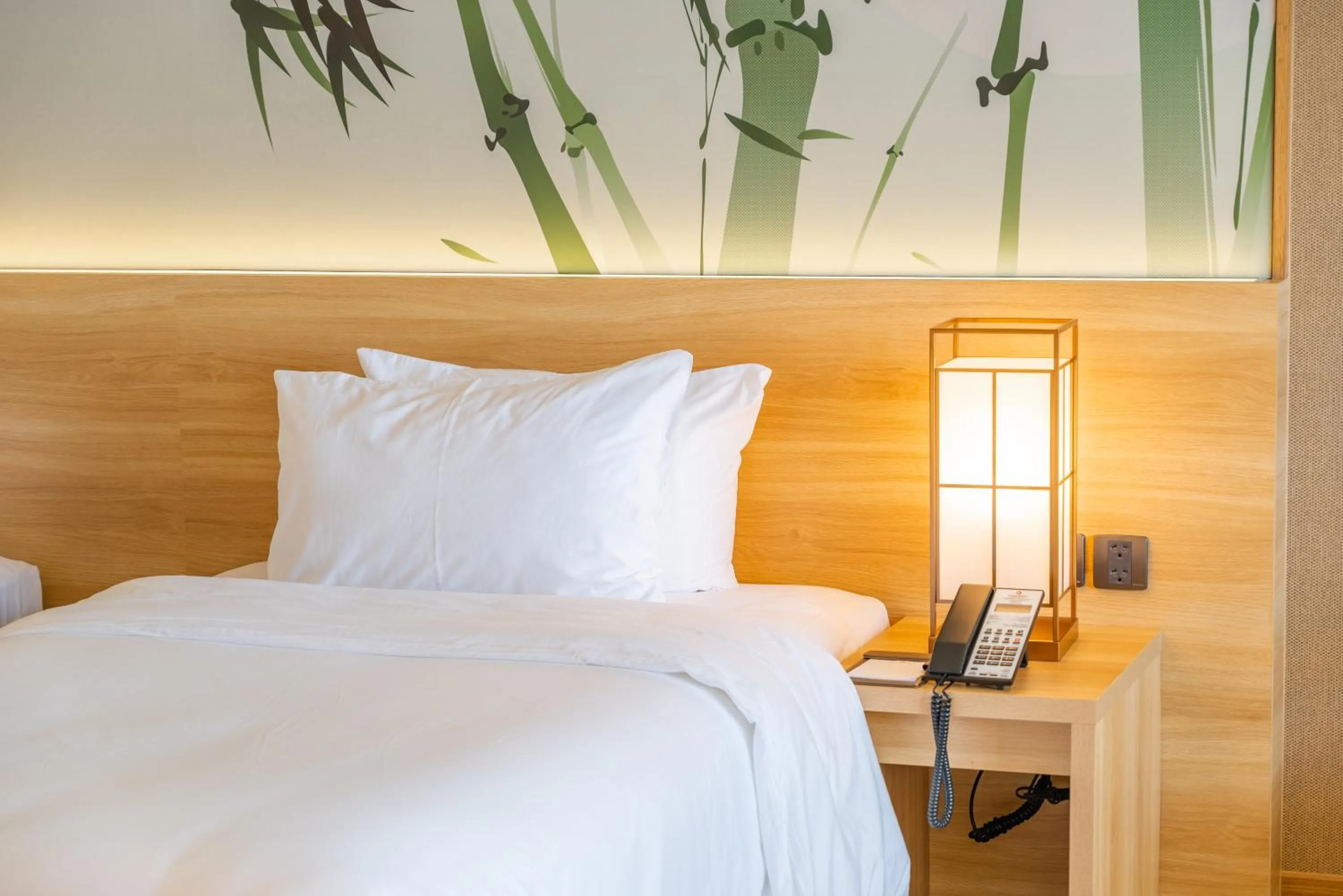 Bedroom, Bed in Da Nang - Mikazuki Japanese Resorts & Spa