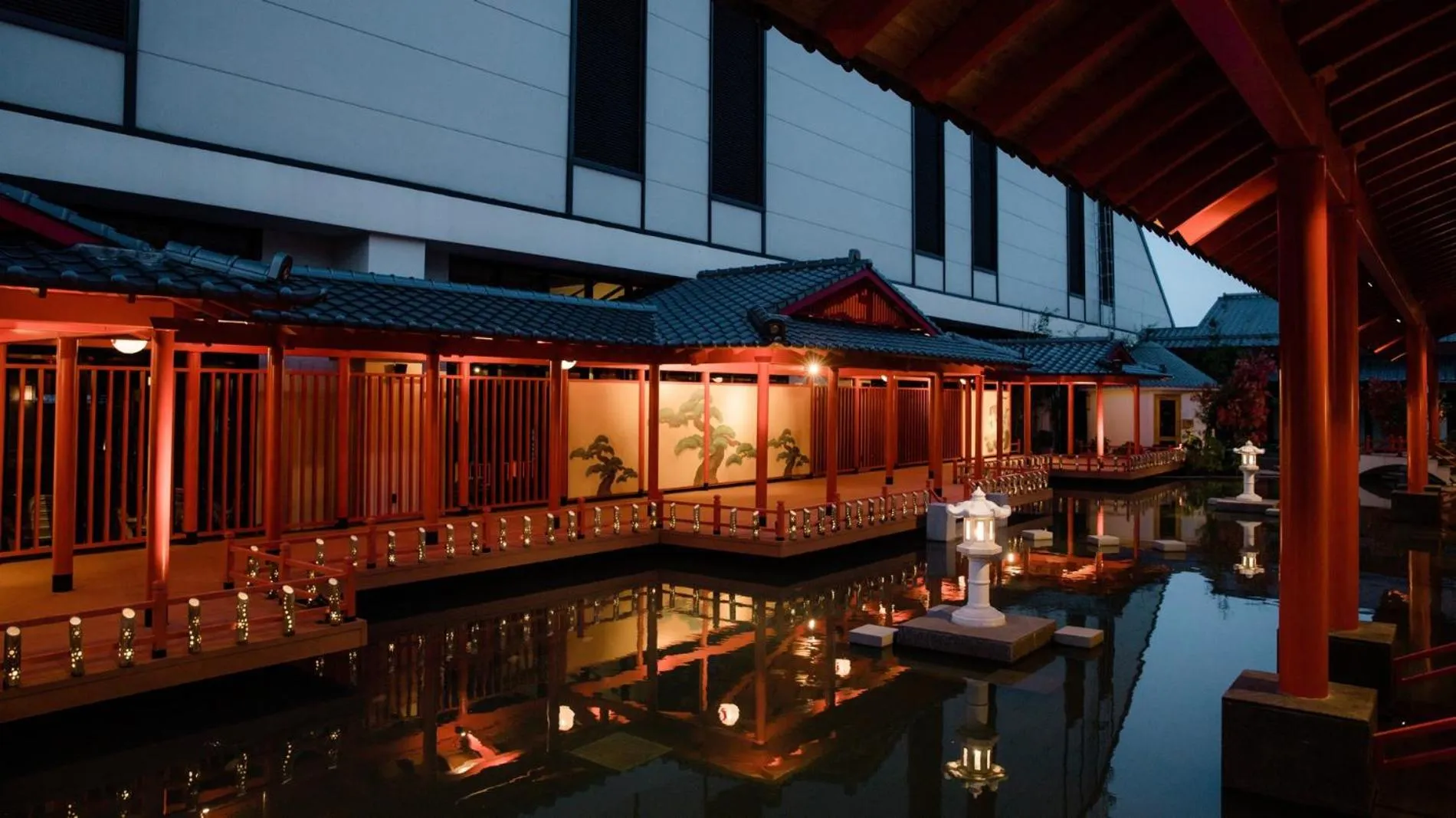 Night in Da Nang - Mikazuki Japanese Resorts & Spa