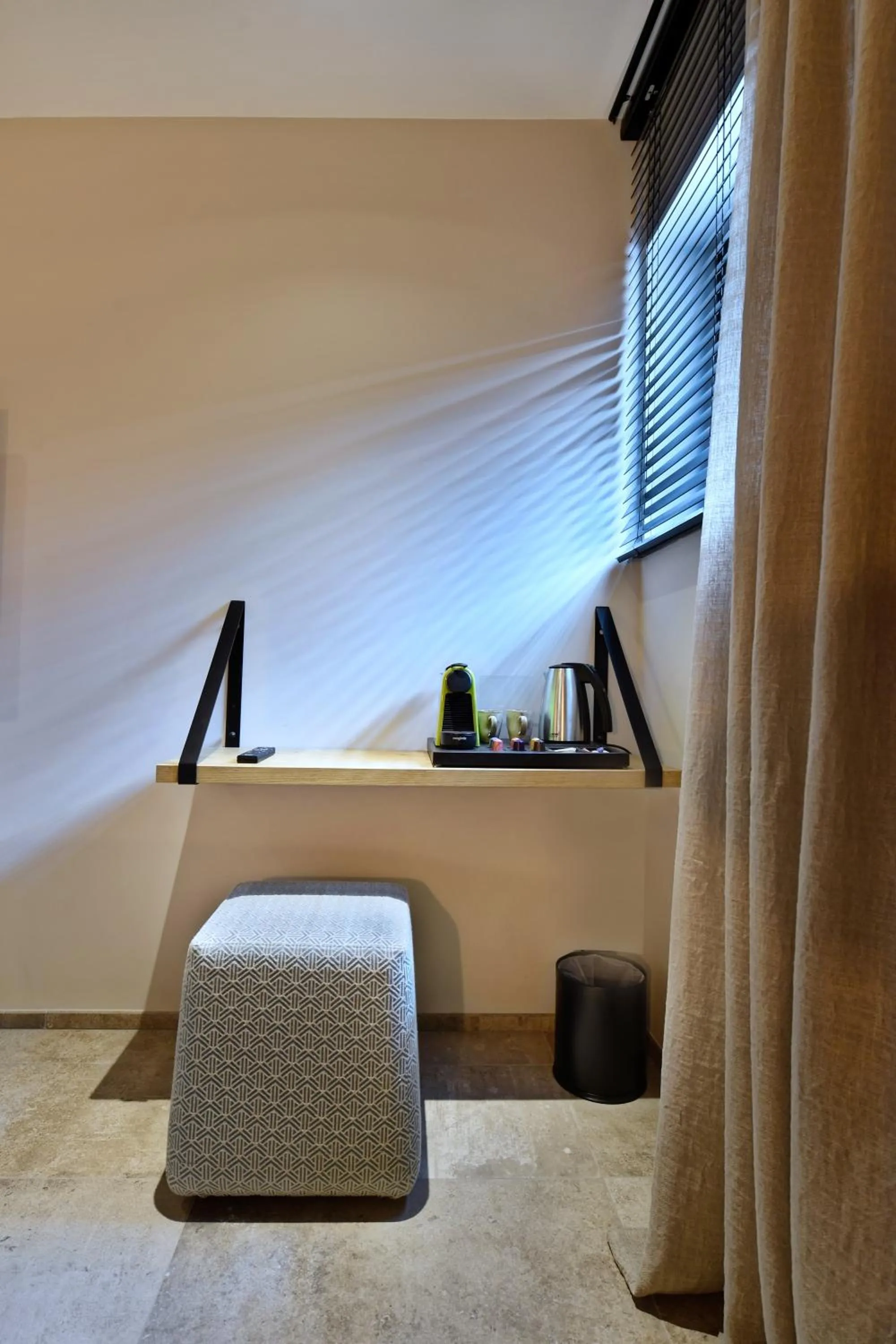 Coffee/tea facilities, Bed in DURBUY SUITES