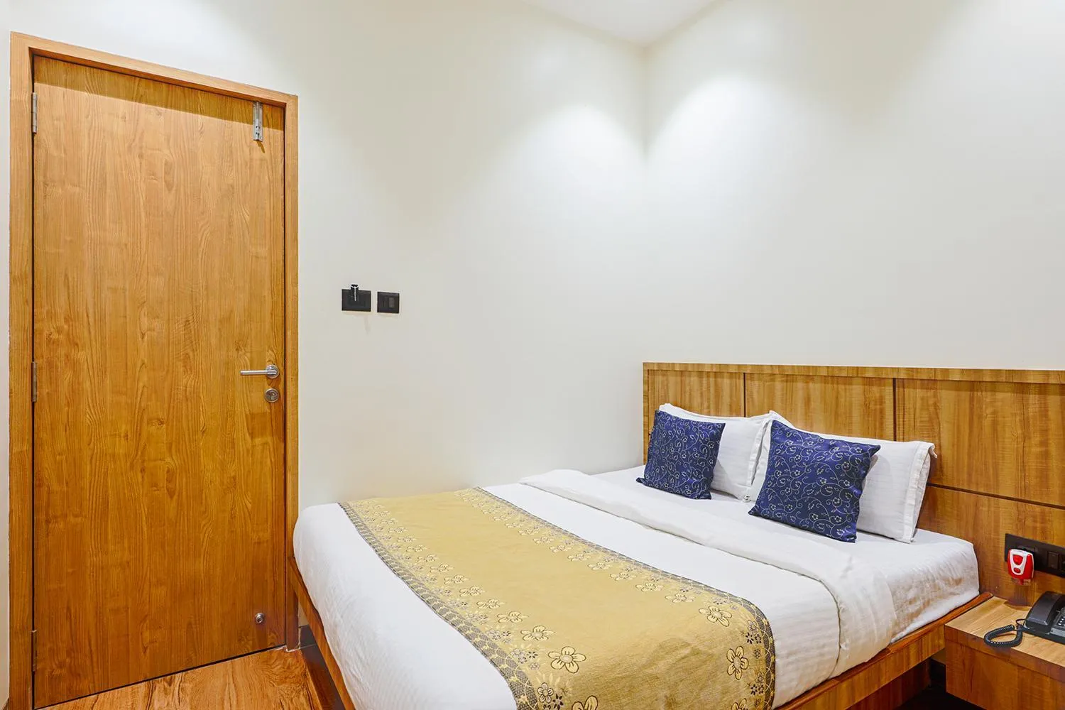 Bedroom, Bed in Hotel Blue Orchid - Marol Andheri
