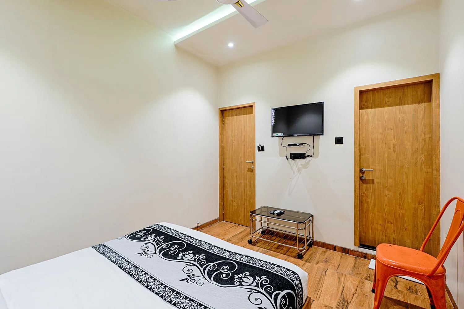 Bedroom, Bed in Hotel Blue Orchid - Marol Andheri