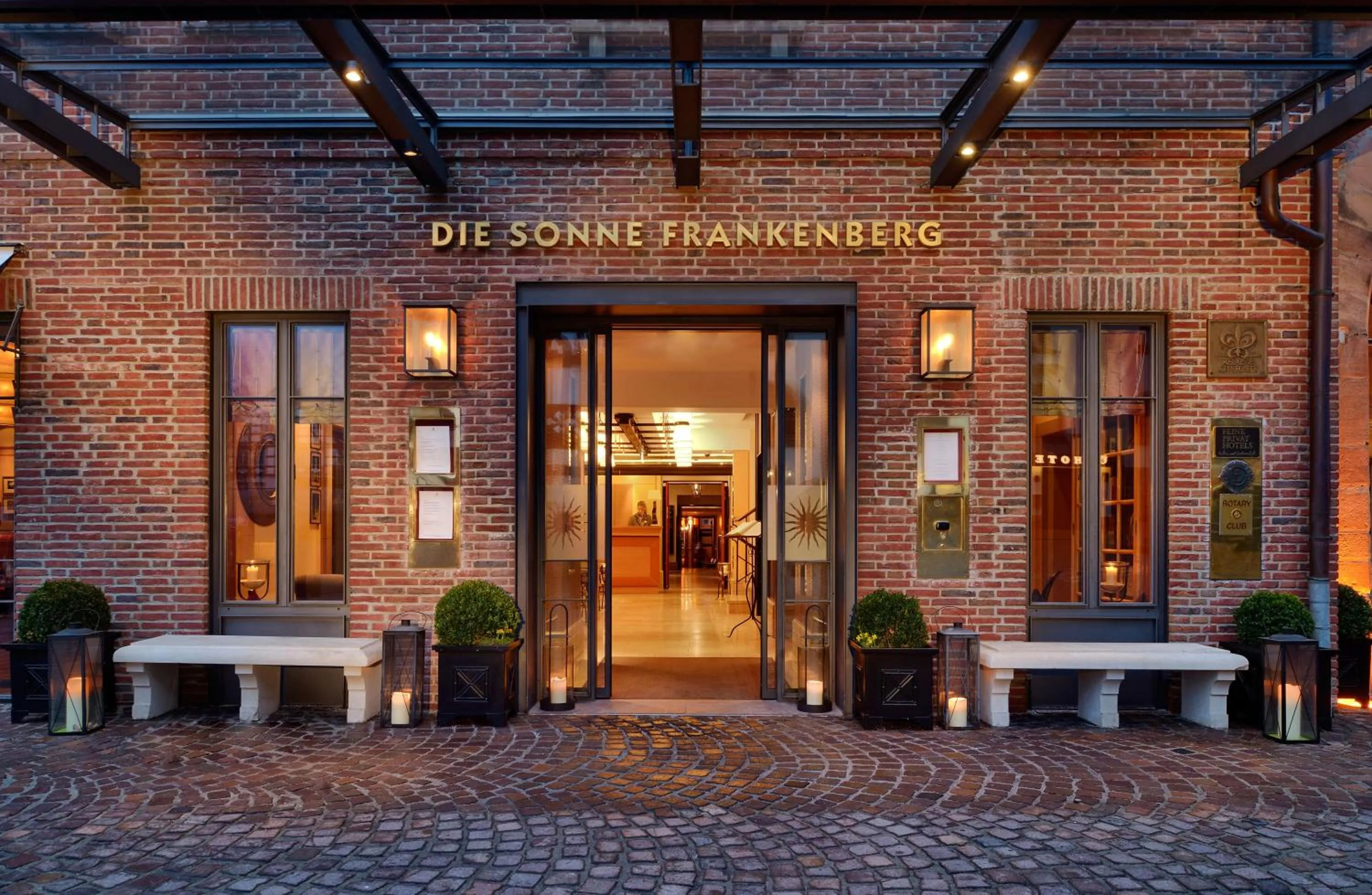 Lobby or reception in Hotel Die Sonne Frankenberg