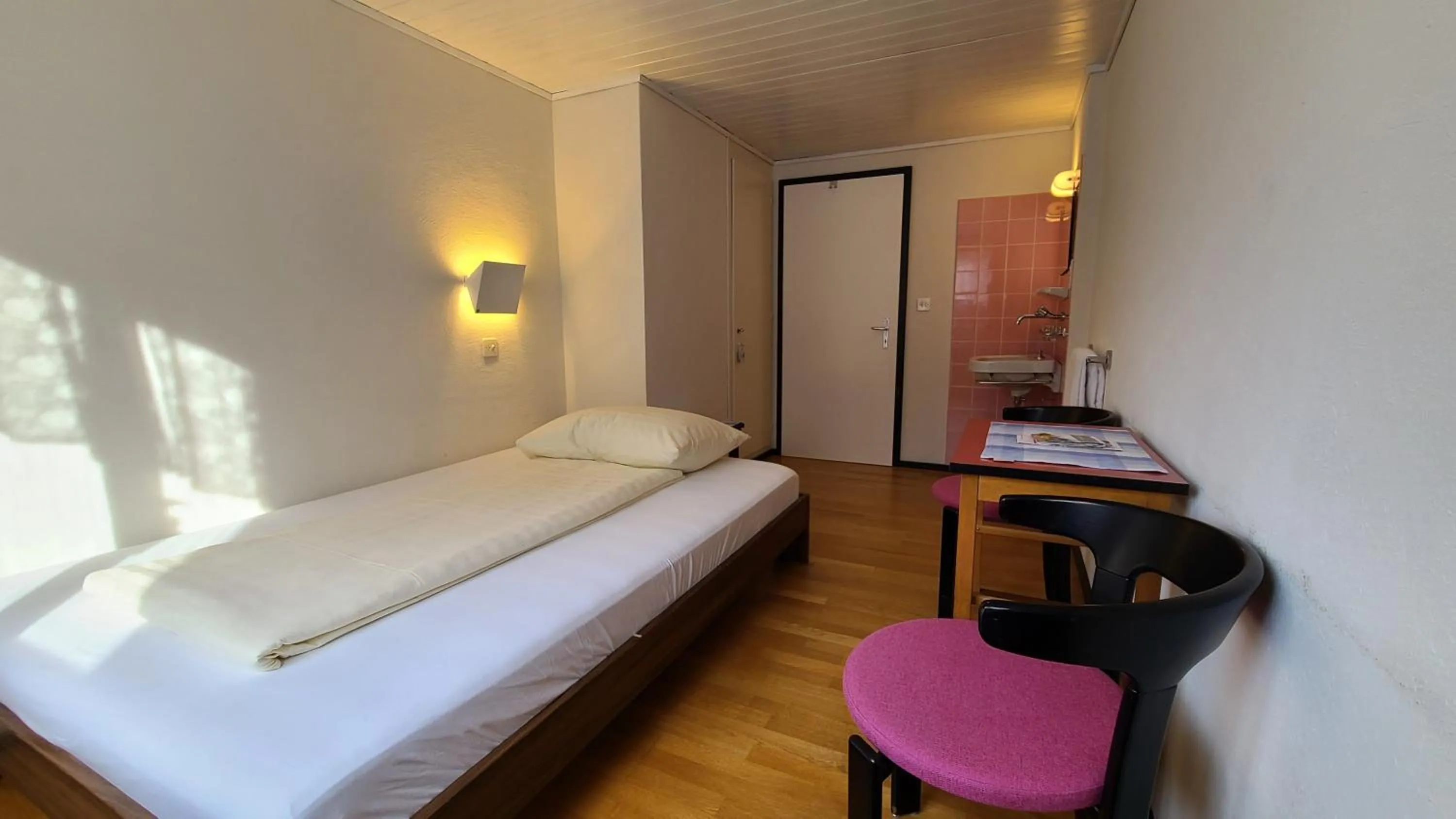 Decorative detail, Bed in Hotel Cafe Seeblick