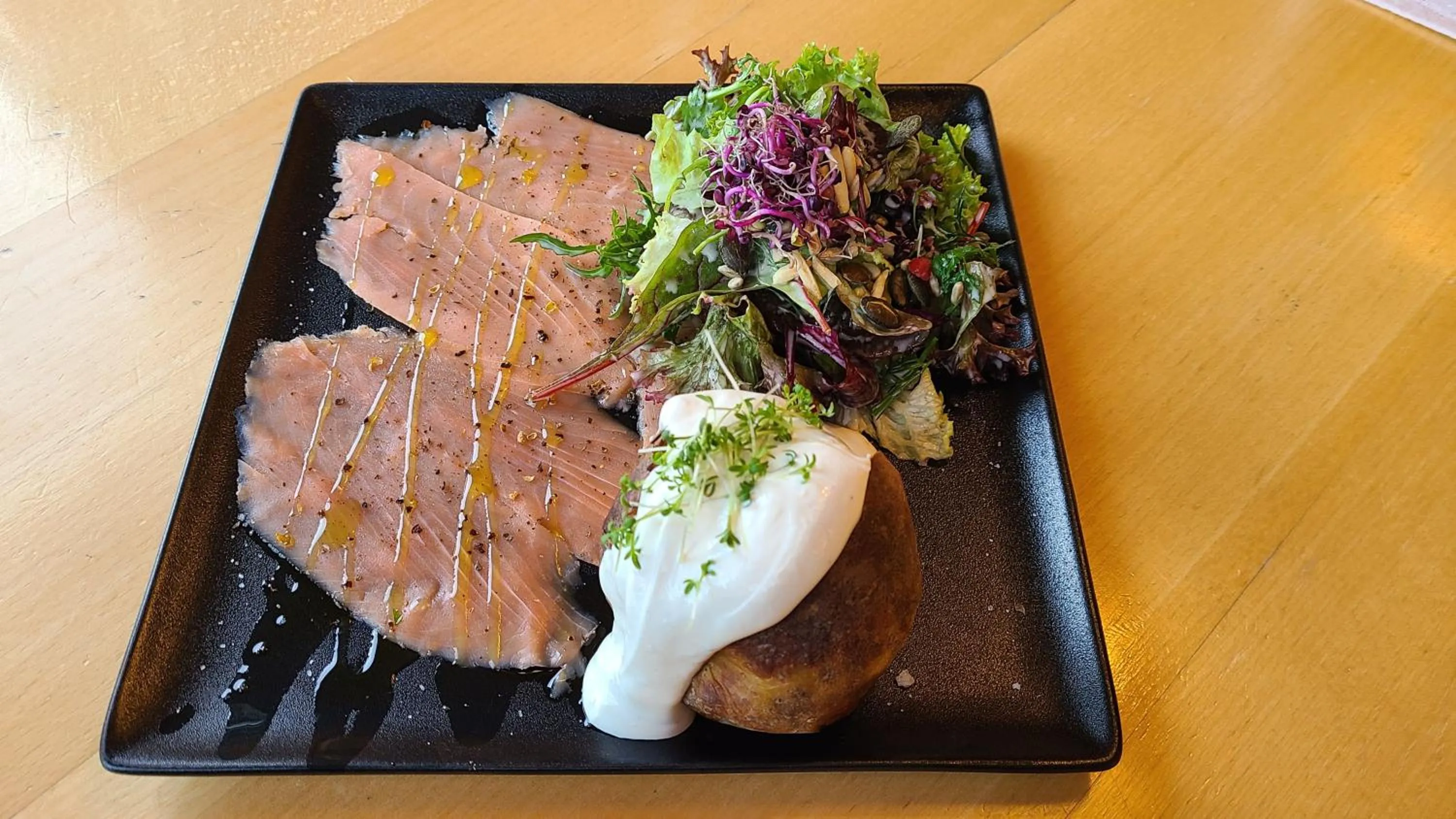 Restaurant/places to eat in Hotel Cafe Seeblick