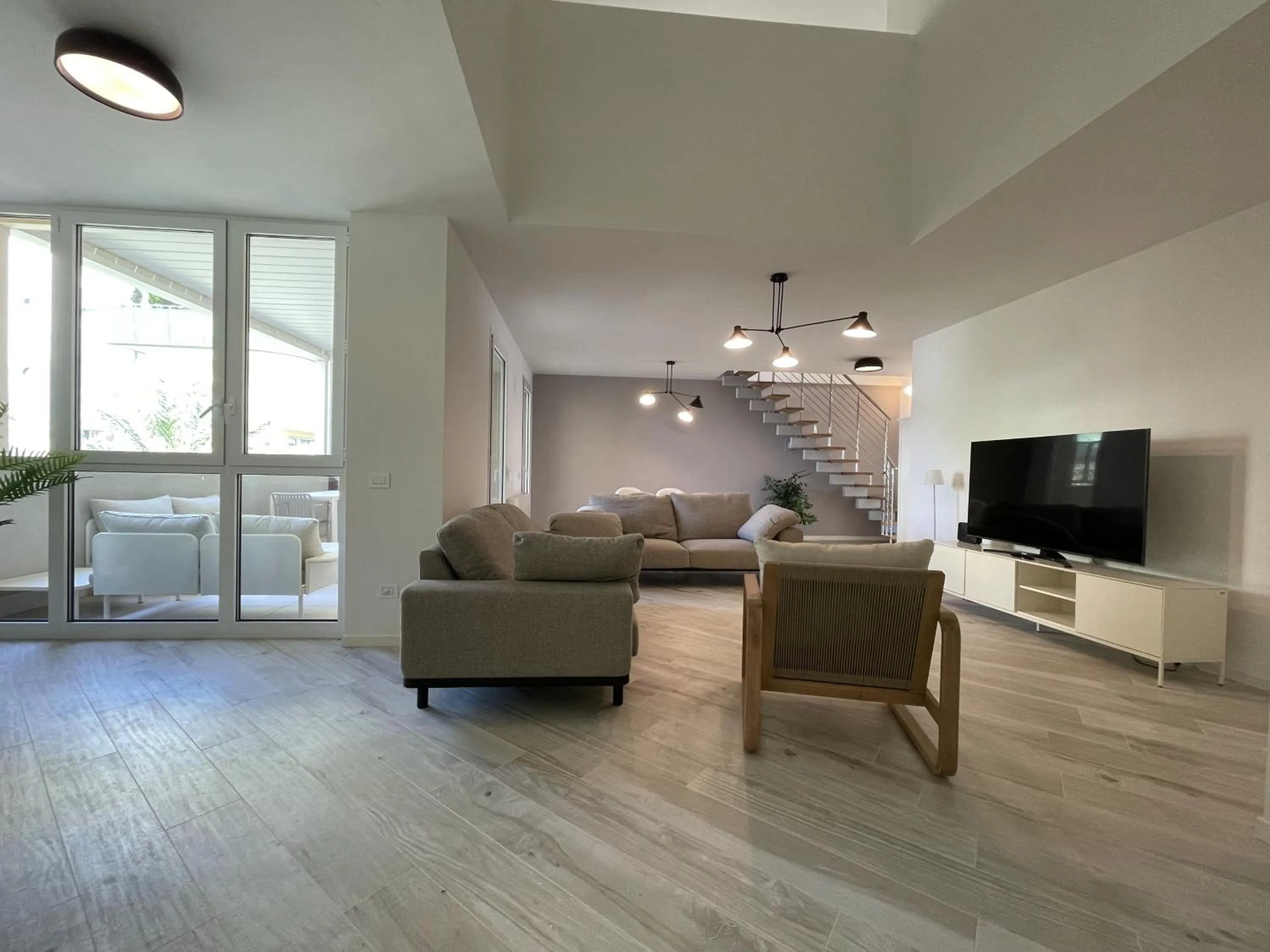 Communal lounge/ TV room in Gli Scogli Luxury Residence Hotel