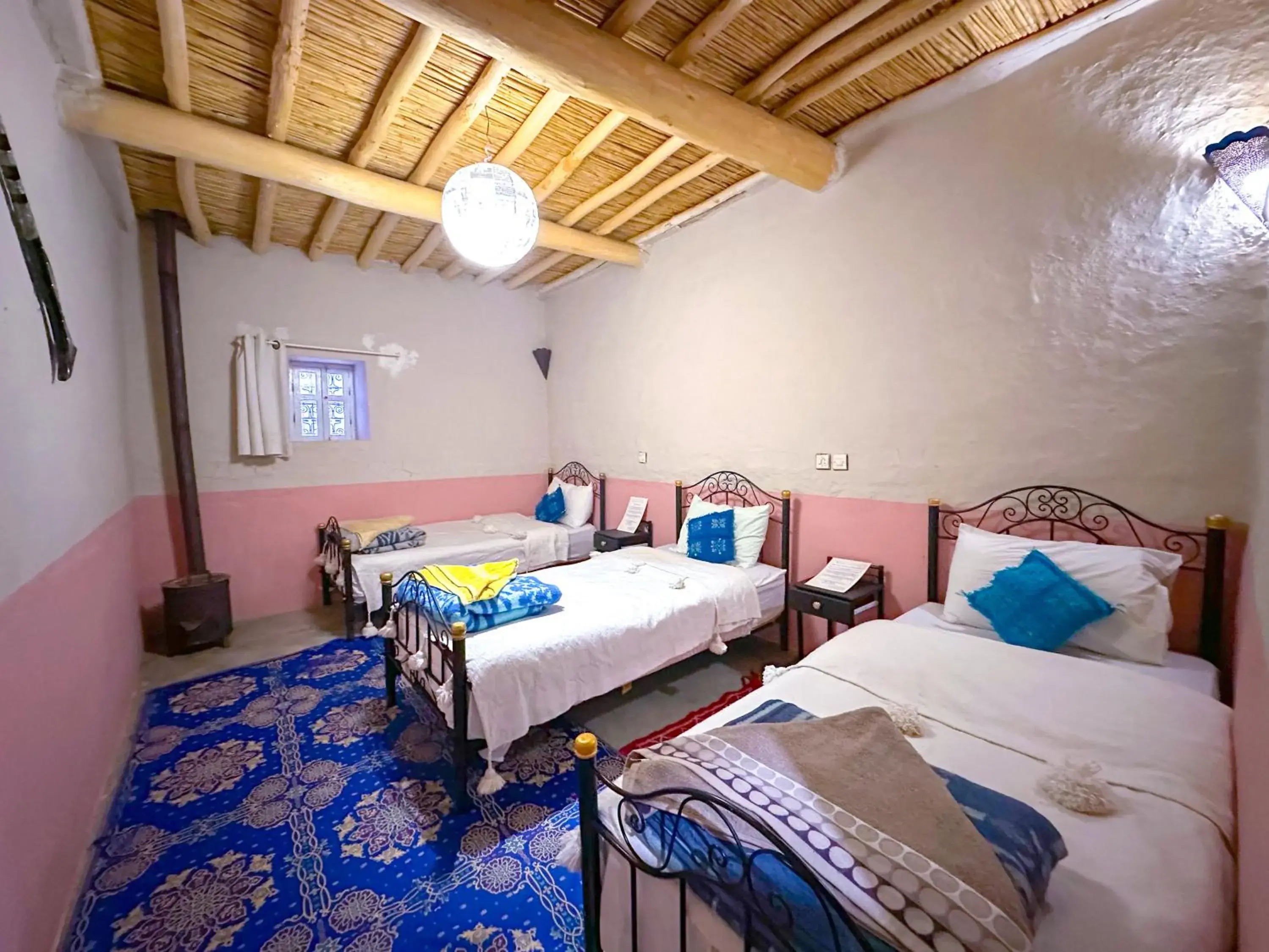 Family Room with Shared Bathroom - single occupancy in Auberge & Restaurant Agoudal Family Room with Shared Bathroom - single occupancy in Auberge & Restaurant Agoudal