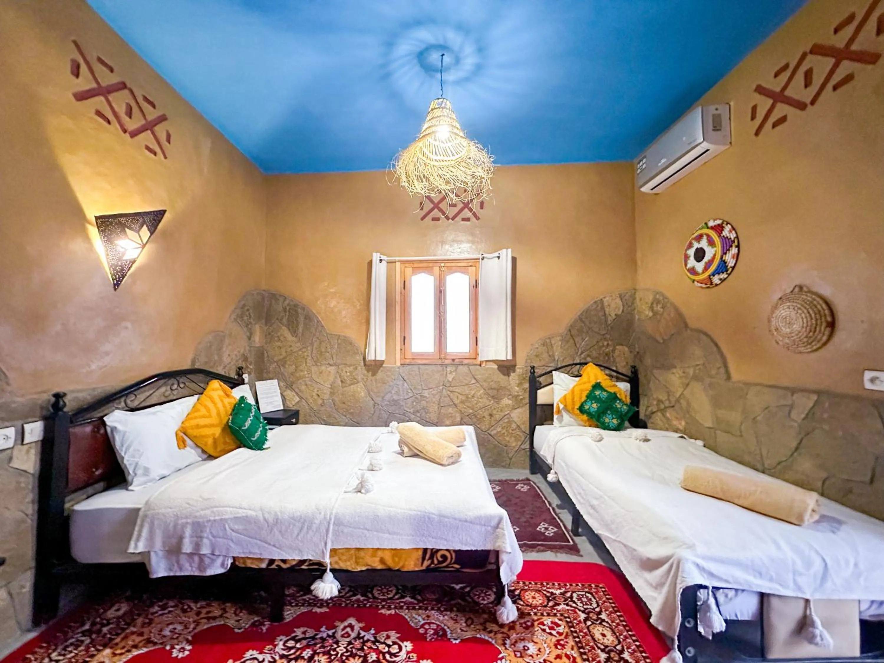 Bed in Auberge & Restaurant Agoudal