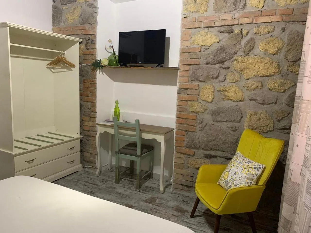 Bedroom, Bed in Locanda Villa Naumanni