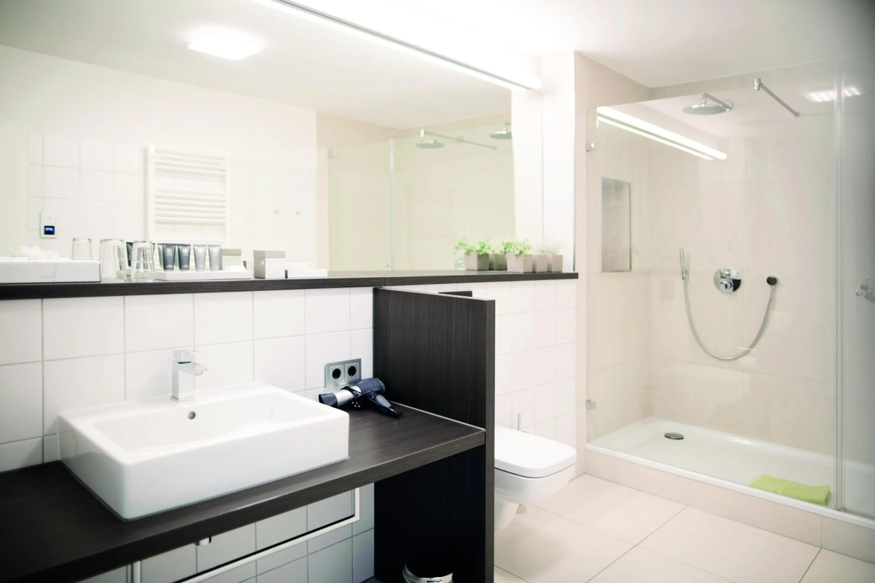 Bathroom in City Hotel Bosse