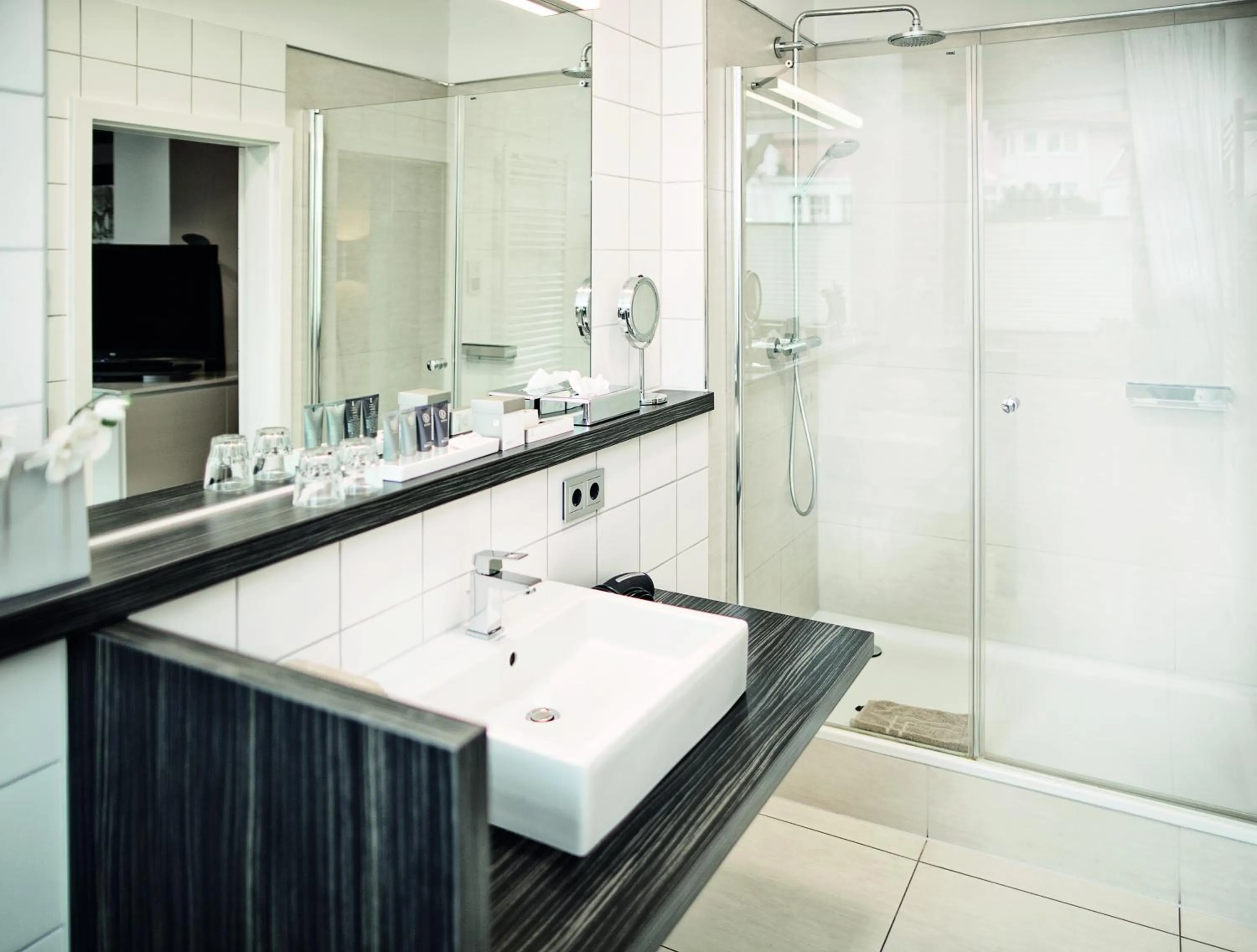 Bathroom in City Hotel Bosse