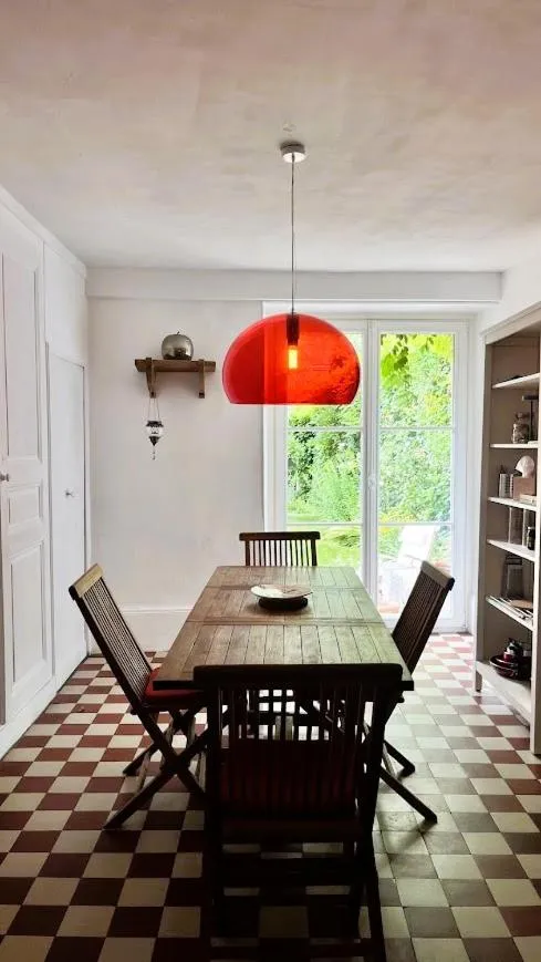 Dining area in L'eau Vive demeure de charme
