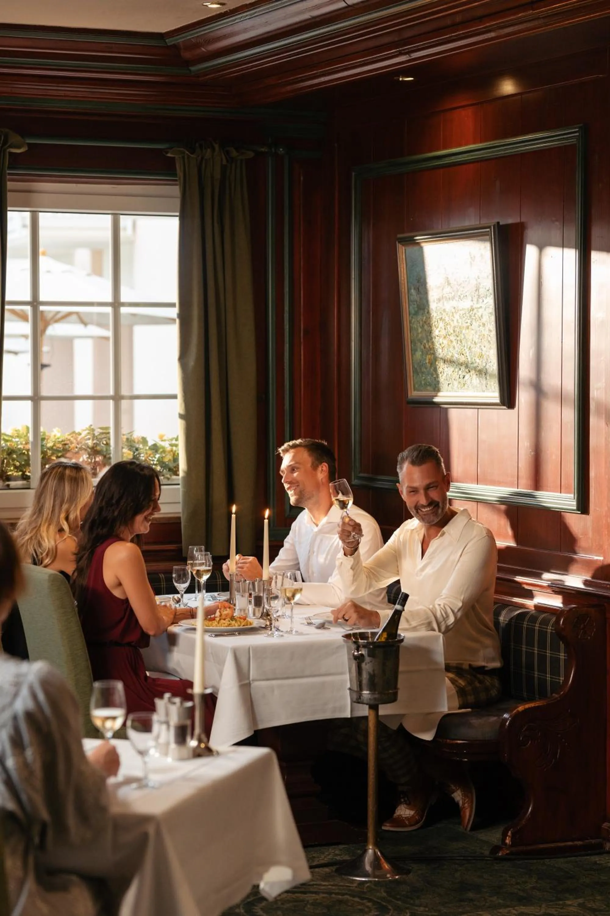 Restaurant/places to eat in Hotel Maximilian