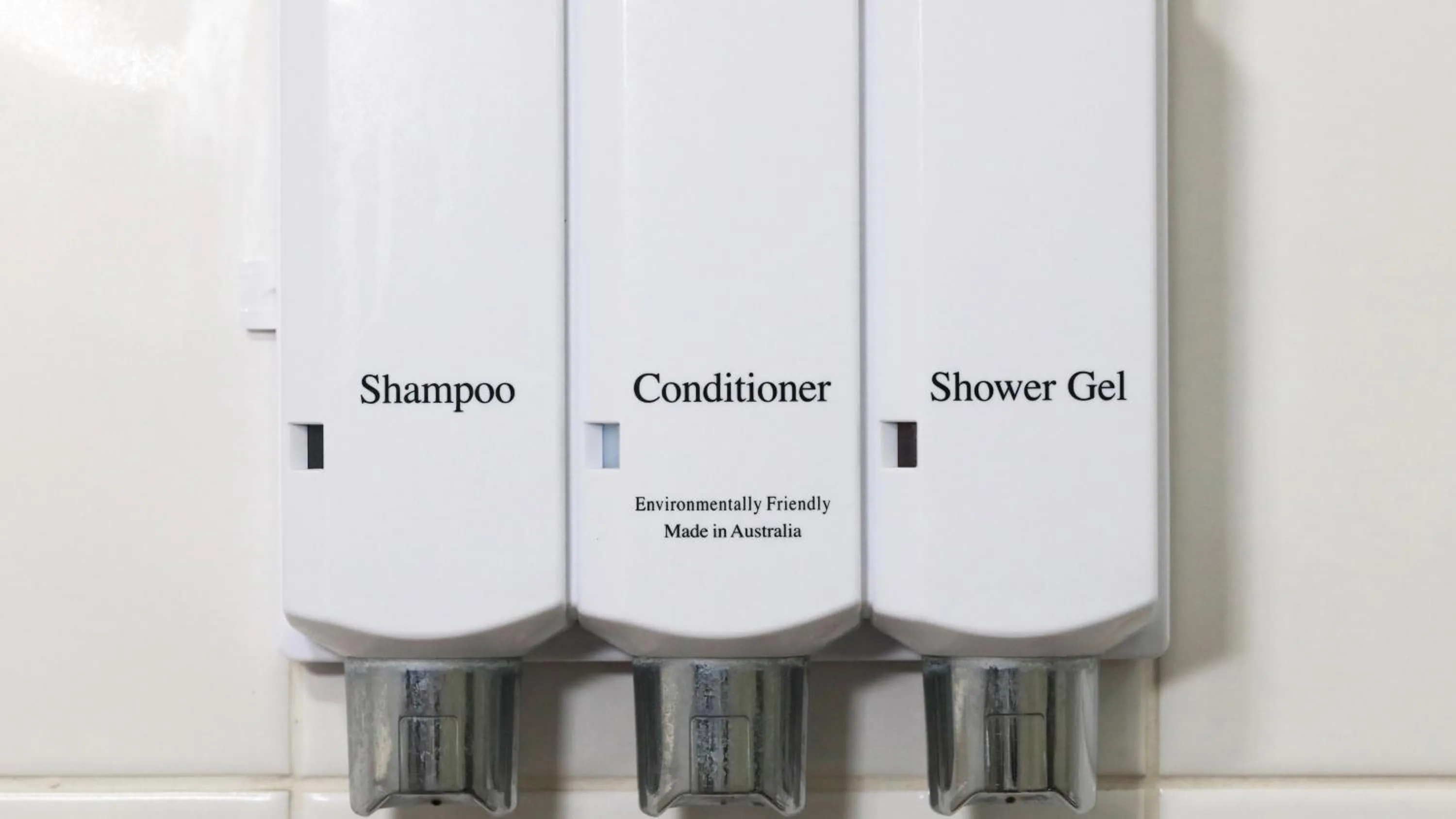 Bathroom in Biloela Centre Motel & Grevillea Steakhouse & Bar