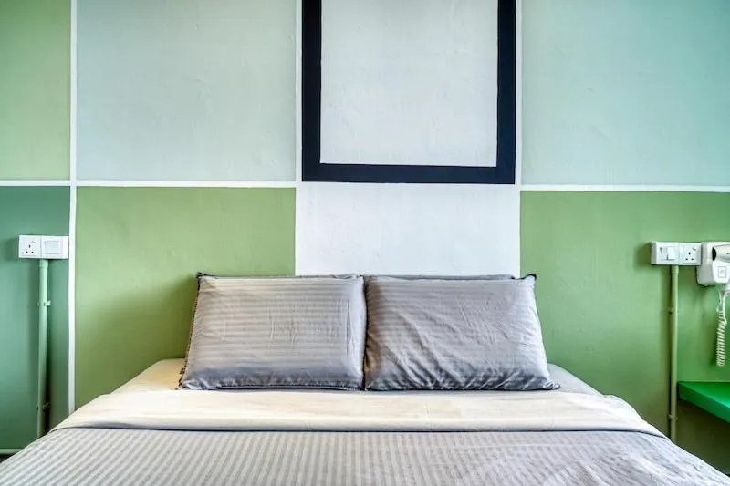 Bed in Parkland Express