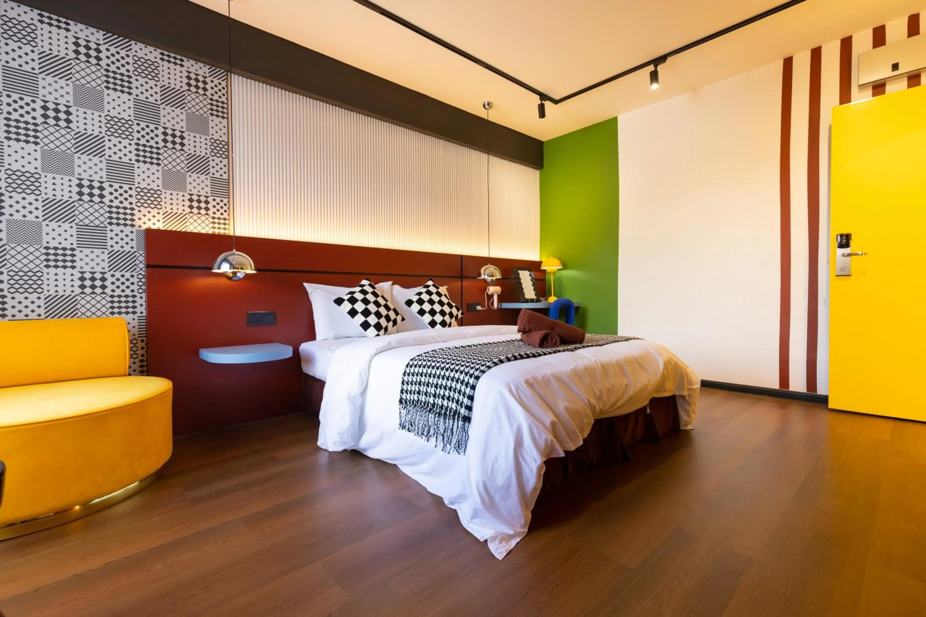 Bed in Parkland Suites