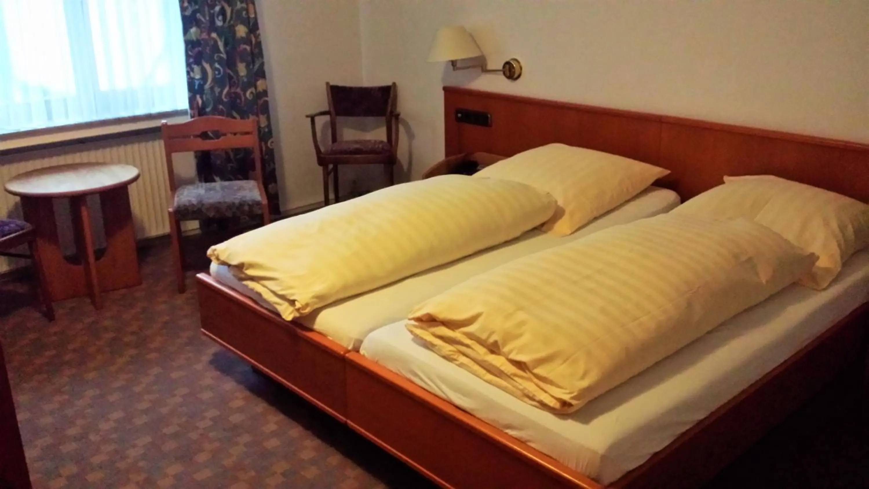 Photo of the whole room, Bed in Siegerland-Hotel