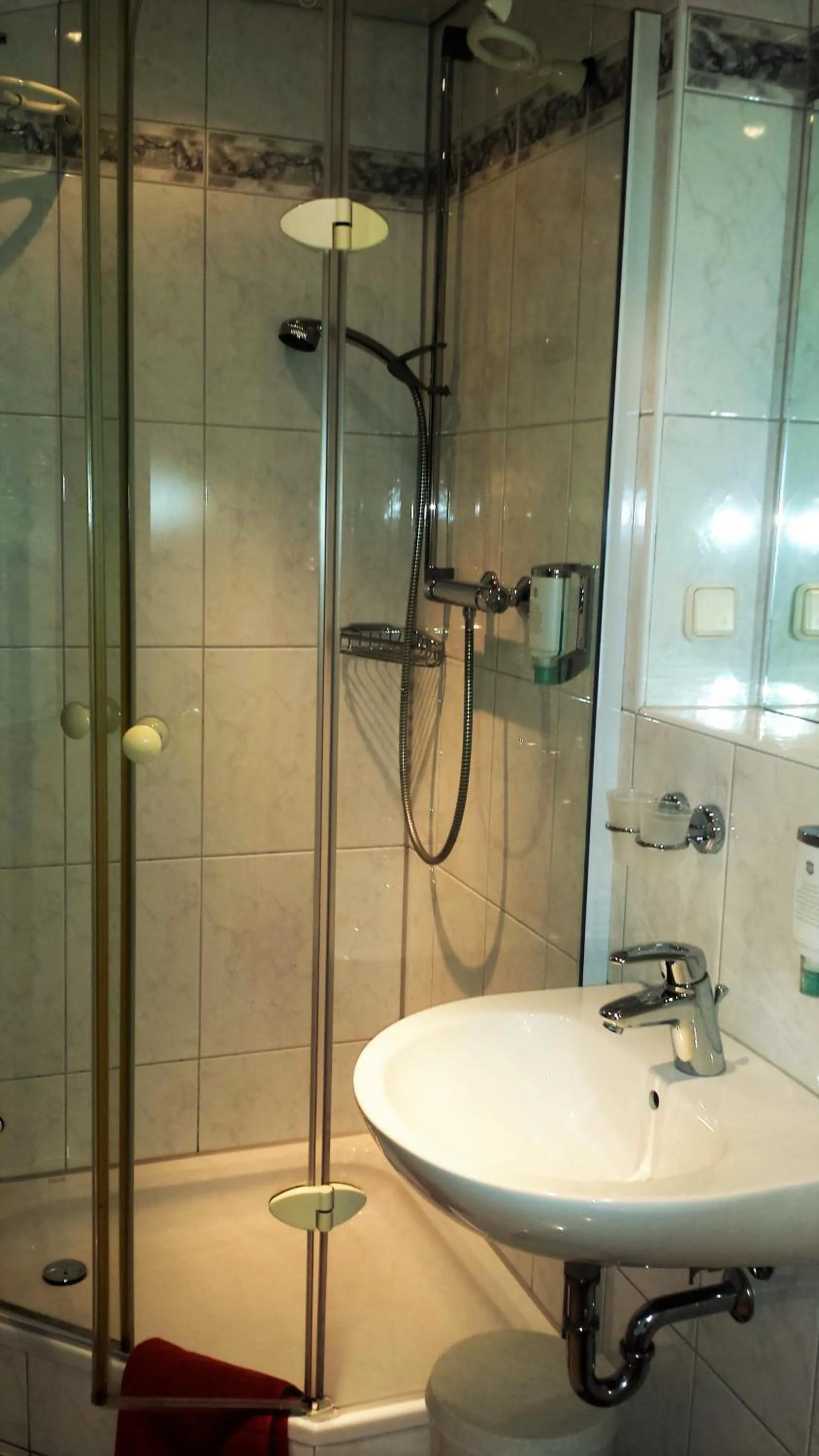 Shower in Siegerland-Hotel