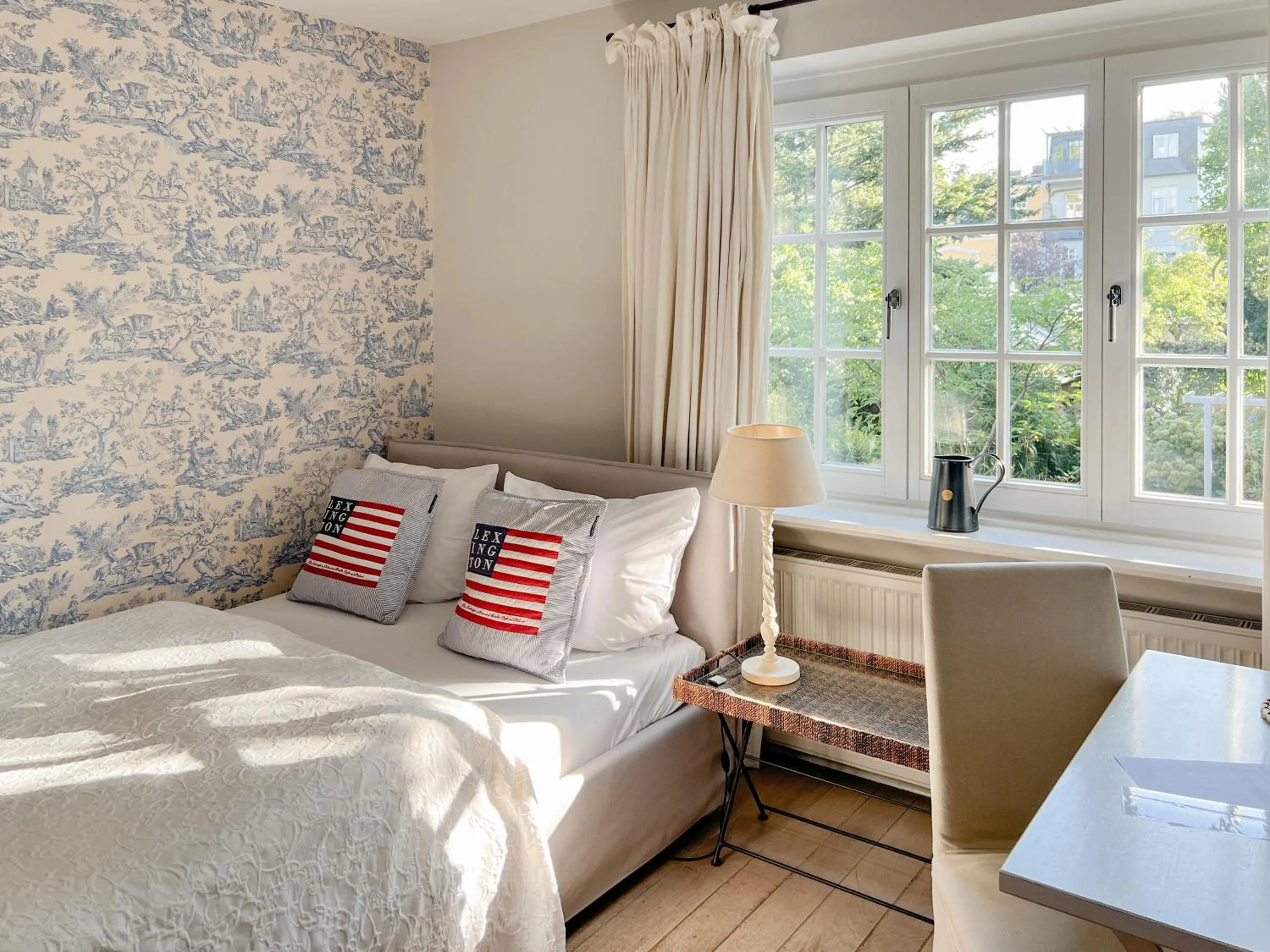 Bed in von Deska Townhouses - Ivy House