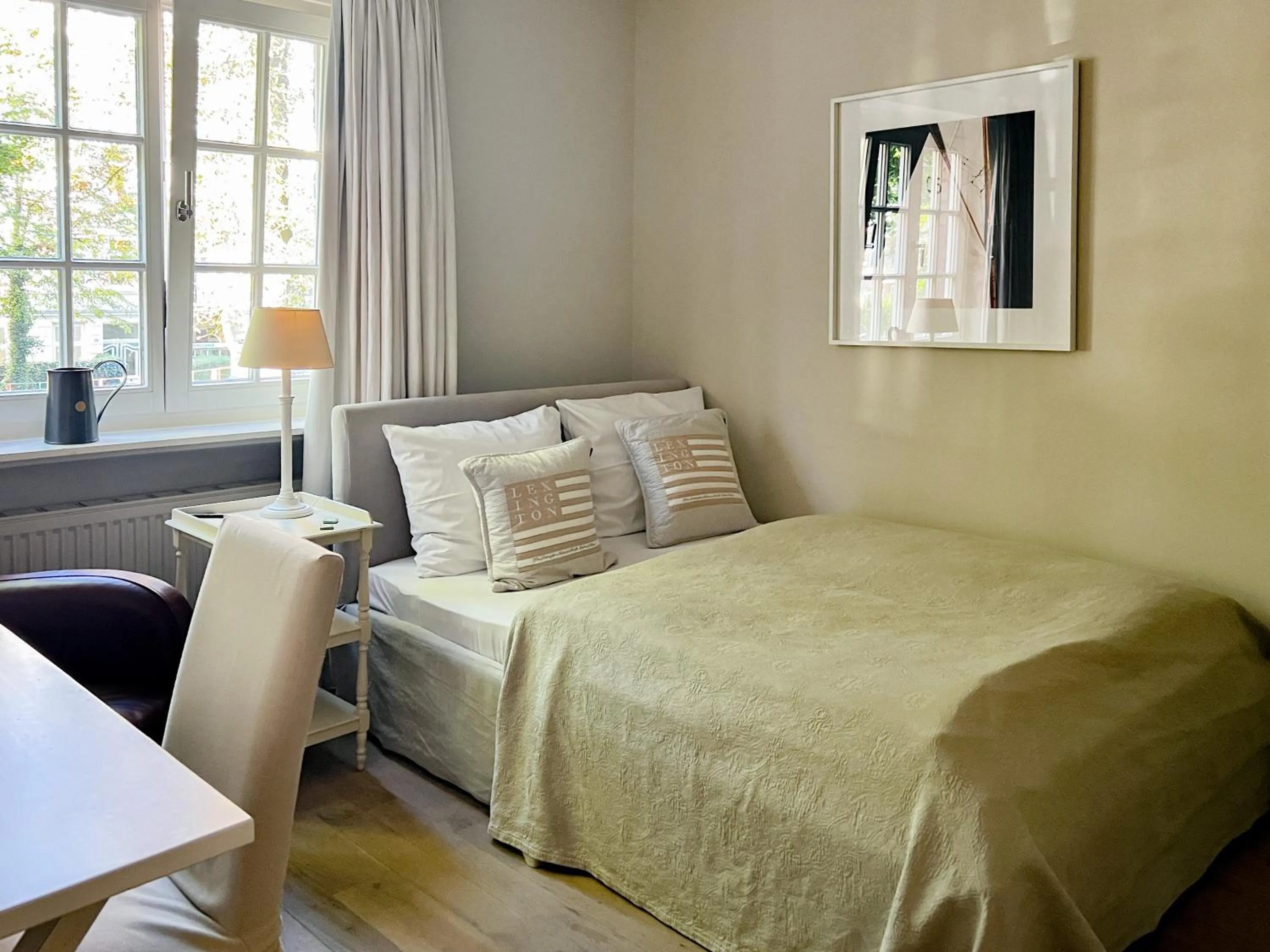 Bed in von Deska Townhouses - Ivy House