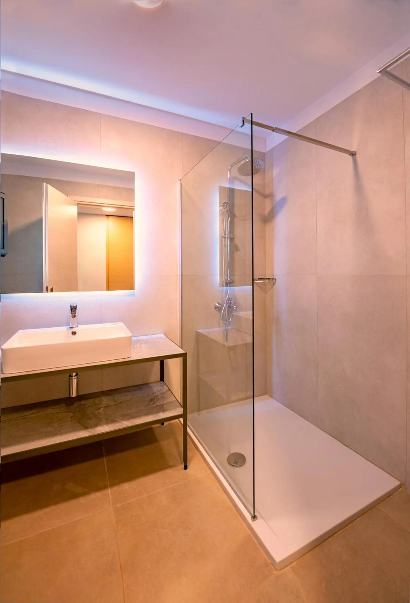 Bathroom in Alonaki Resort